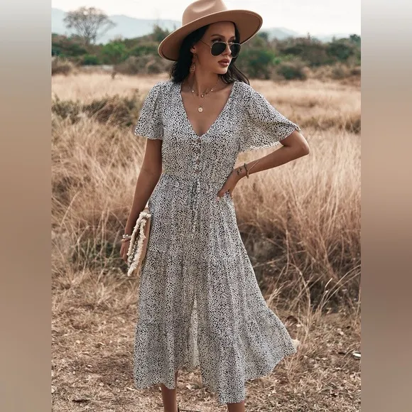 🩵 boho gypsy polka dot print button up tiered midi dress black white