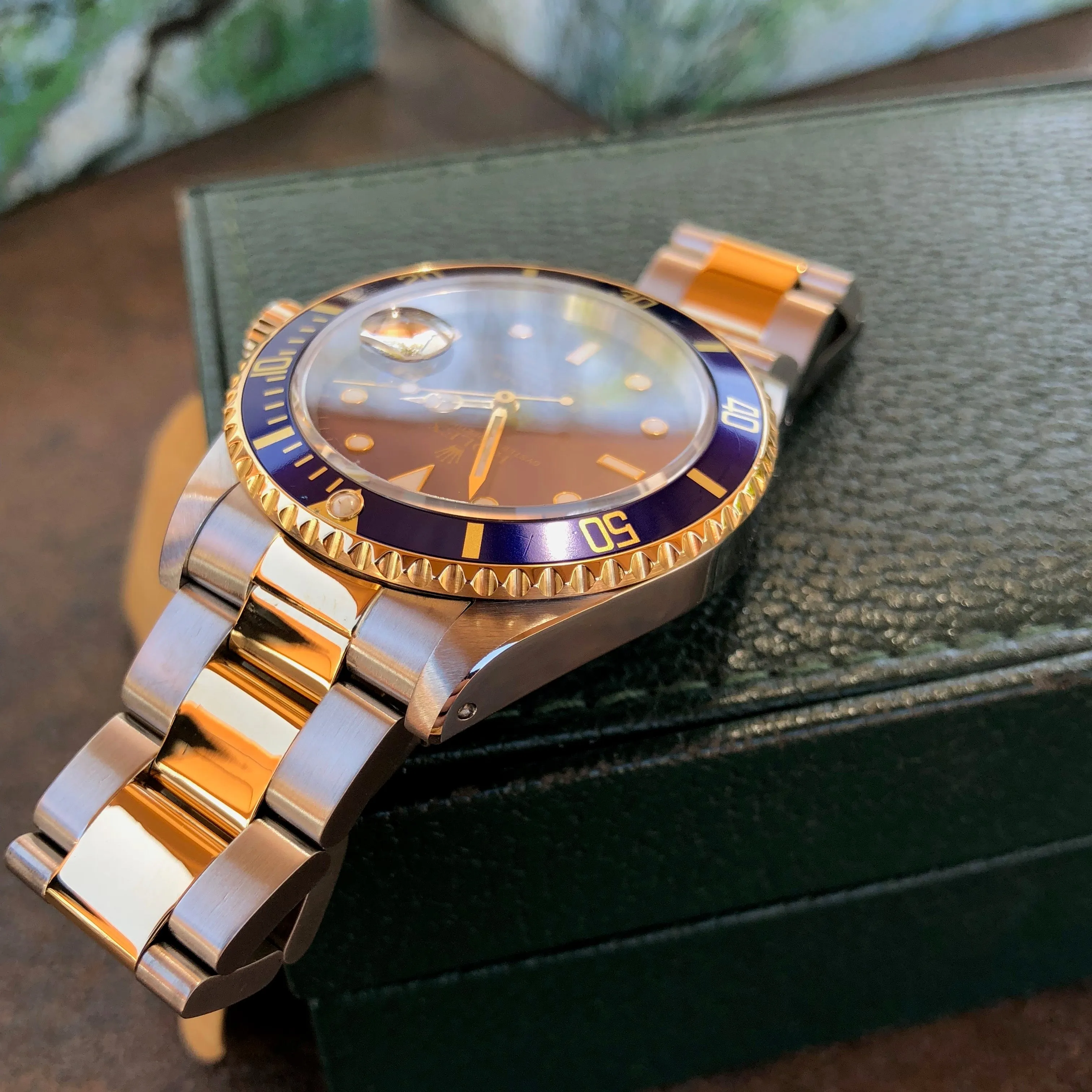 1993 Rolex Submariner 16613 Two Tone Blue Steel 18K Gold Wristwatch Box & Papers