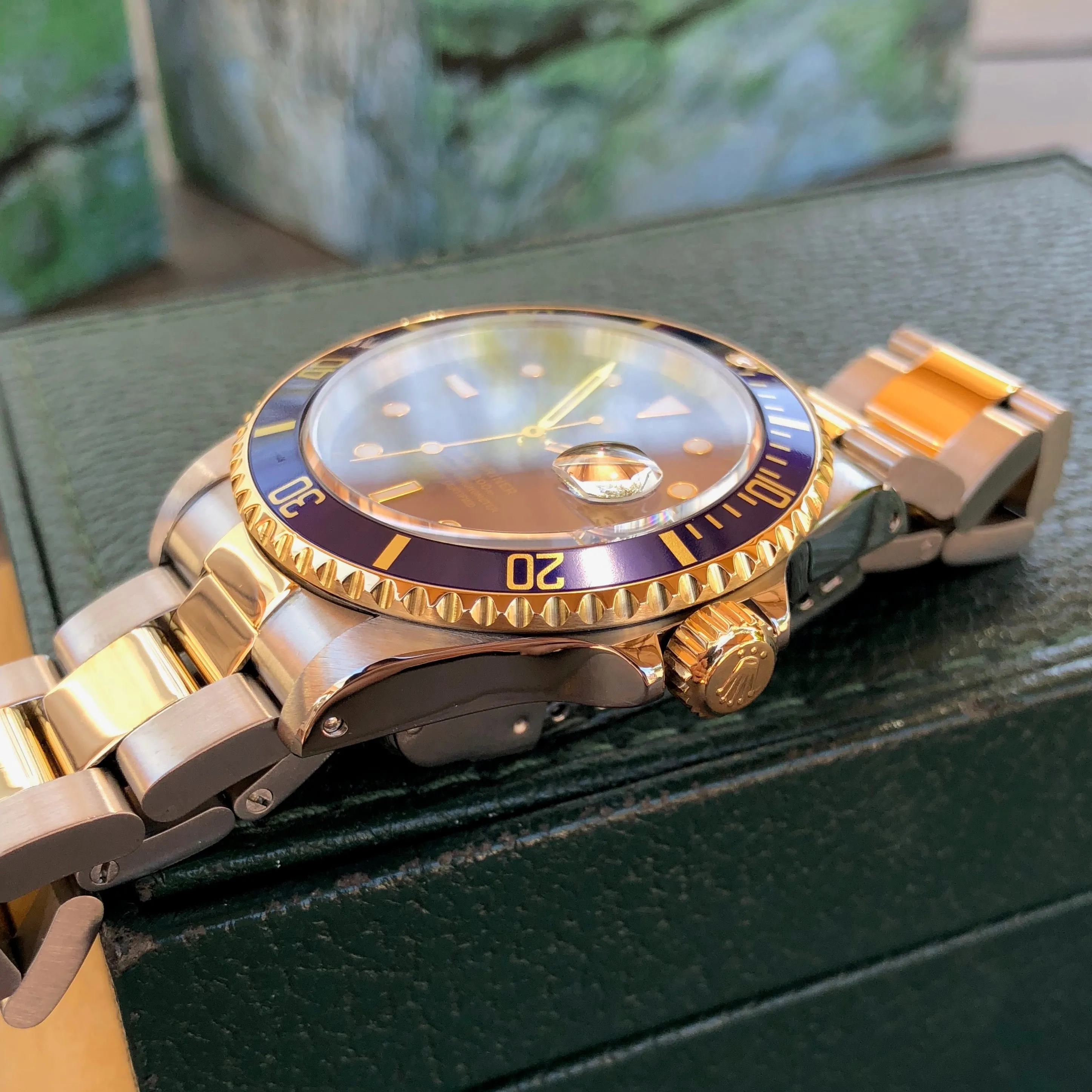 1993 Rolex Submariner 16613 Two Tone Blue Steel 18K Gold Wristwatch Box & Papers