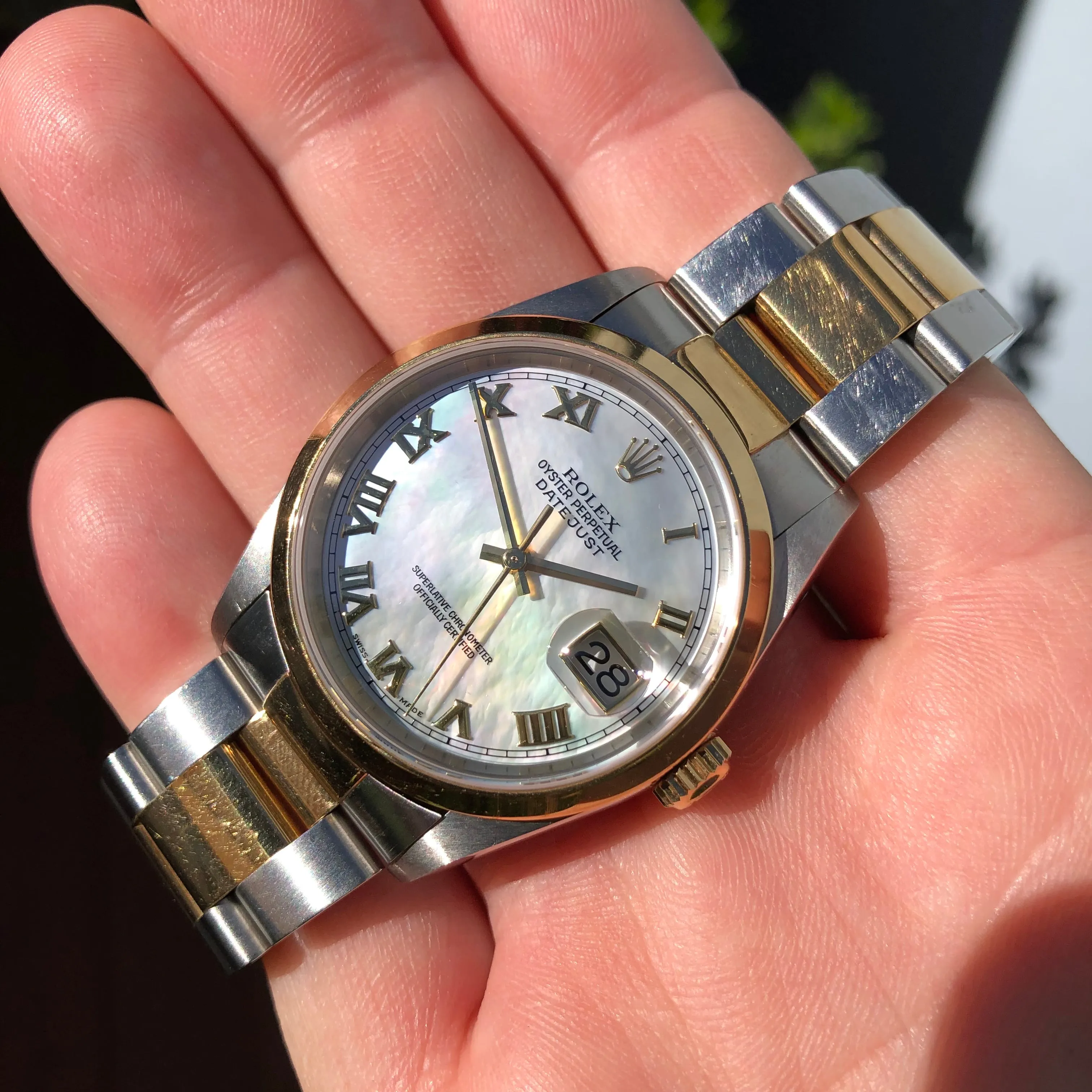 2000 Rolex Datejust 16203 Mother of Pearl Oyster Two Tone Wristwatch Box Papers