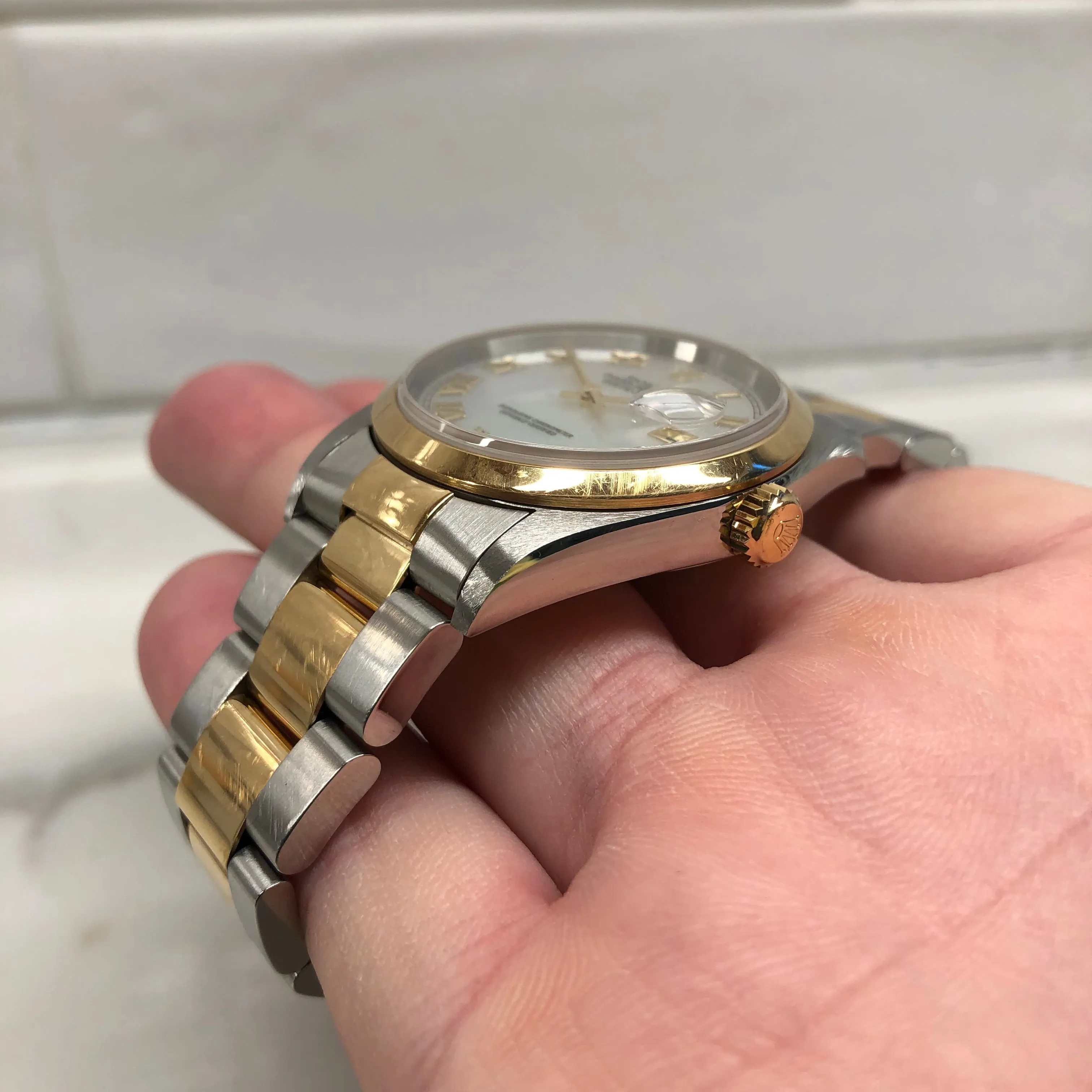 2000 Rolex Datejust 16203 Mother of Pearl Oyster Two Tone Wristwatch Box Papers