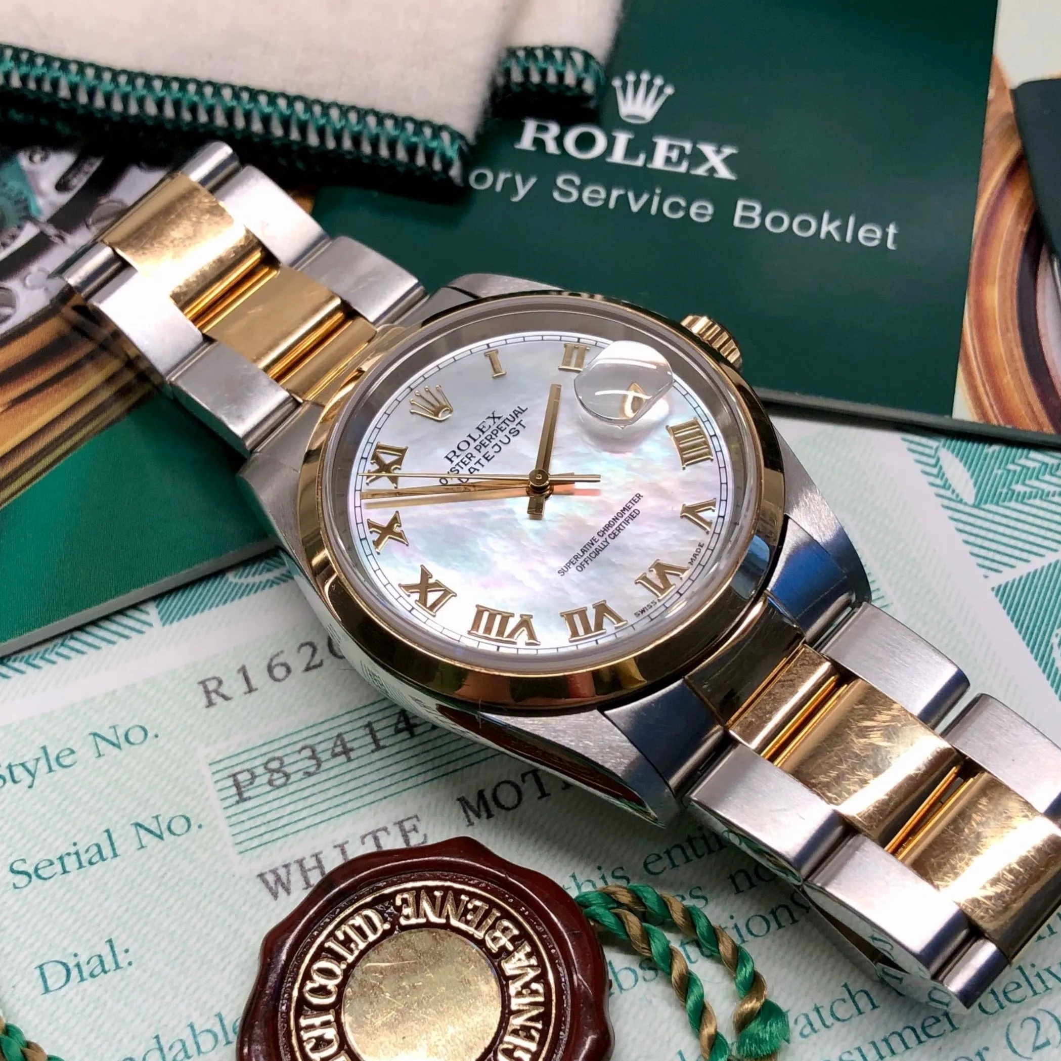 2000 Rolex Datejust 16203 Mother of Pearl Oyster Two Tone Wristwatch Box Papers