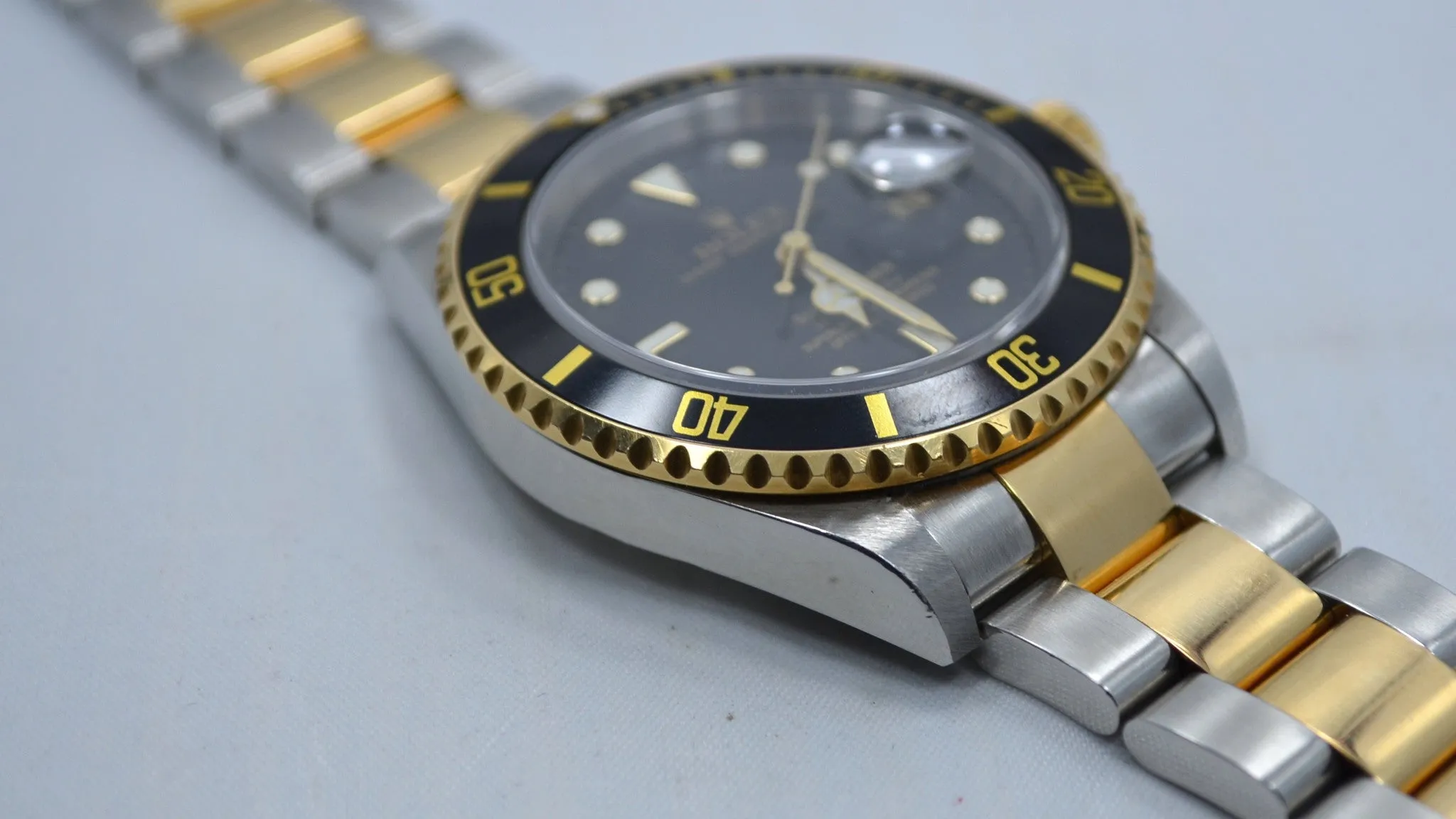 2005 Rolex Submariner 16613 Steel 18K Gold Black "D" Serial Box Papers Watch