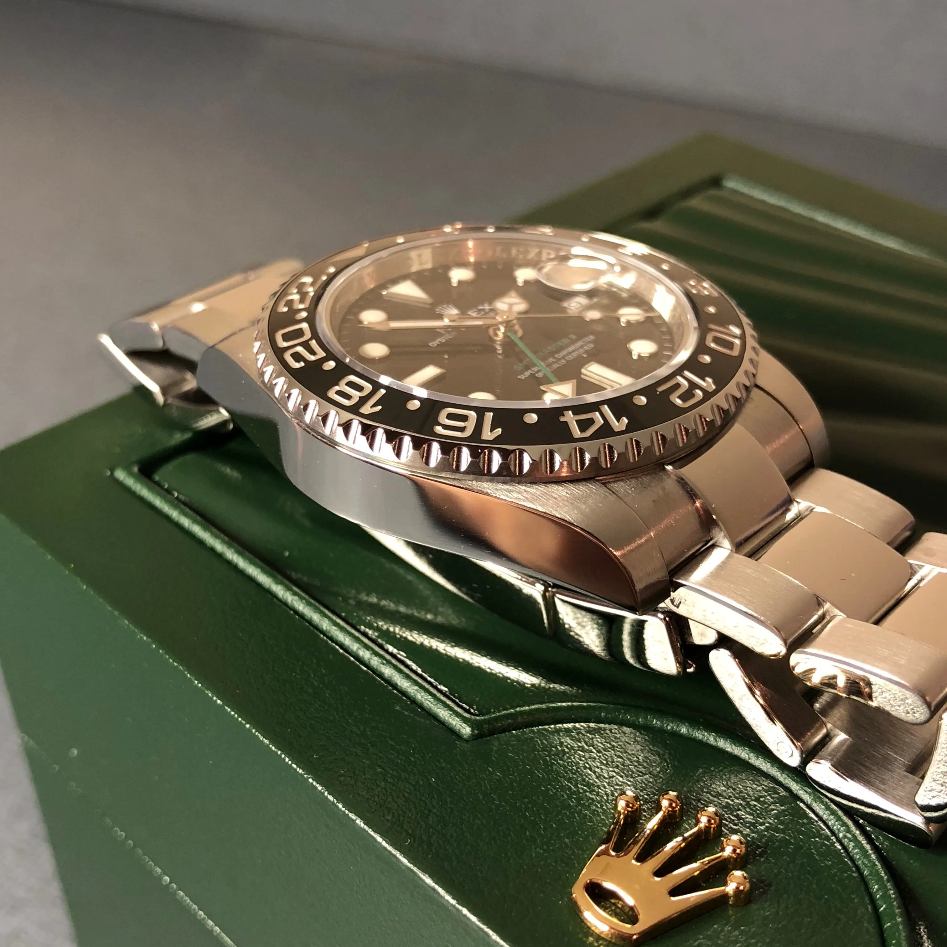 2006 Rolex GMT Master II 116710 Ceramic Steel Automatic Z Series Wristwatch