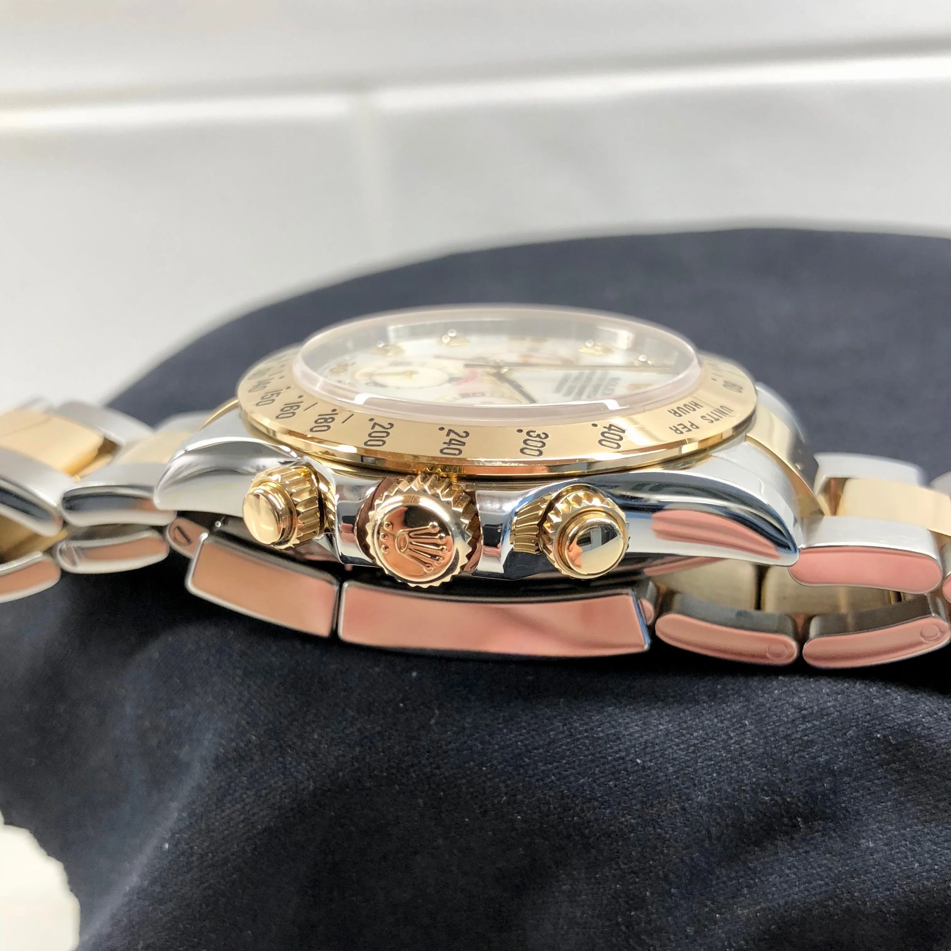 2008 Rolex Daytona 116523 MOP Diamond Two Tone Steel Gold Automatic Caliber 4130 Wristwatch