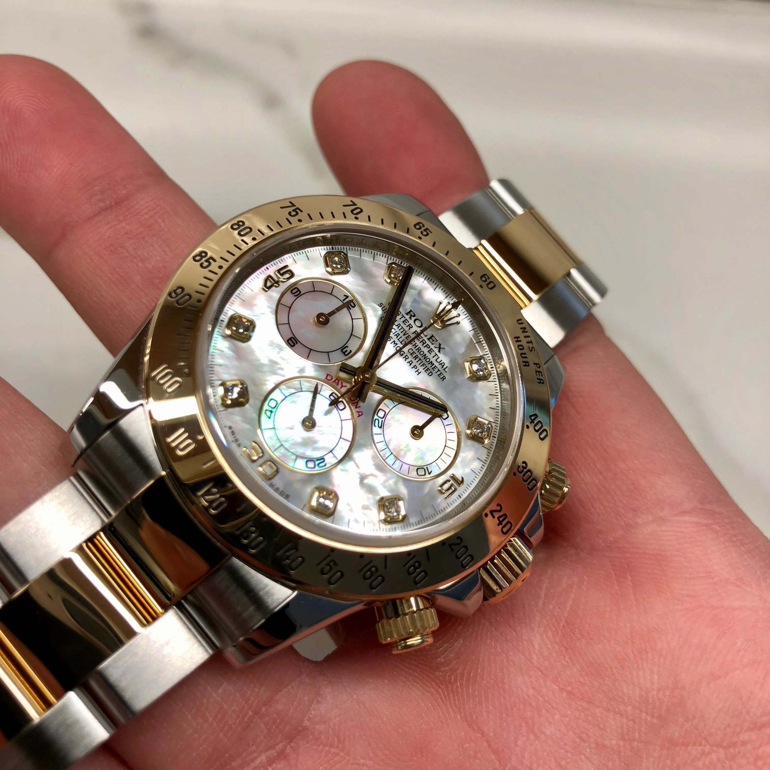 2008 Rolex Daytona 116523 MOP Diamond Two Tone Steel Gold Automatic Caliber 4130 Wristwatch