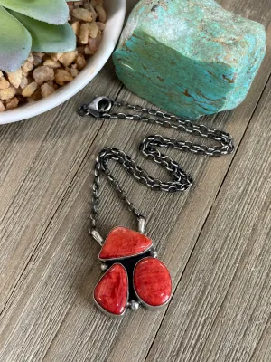 3 Stone Spiny Fixed Pendant Necklace