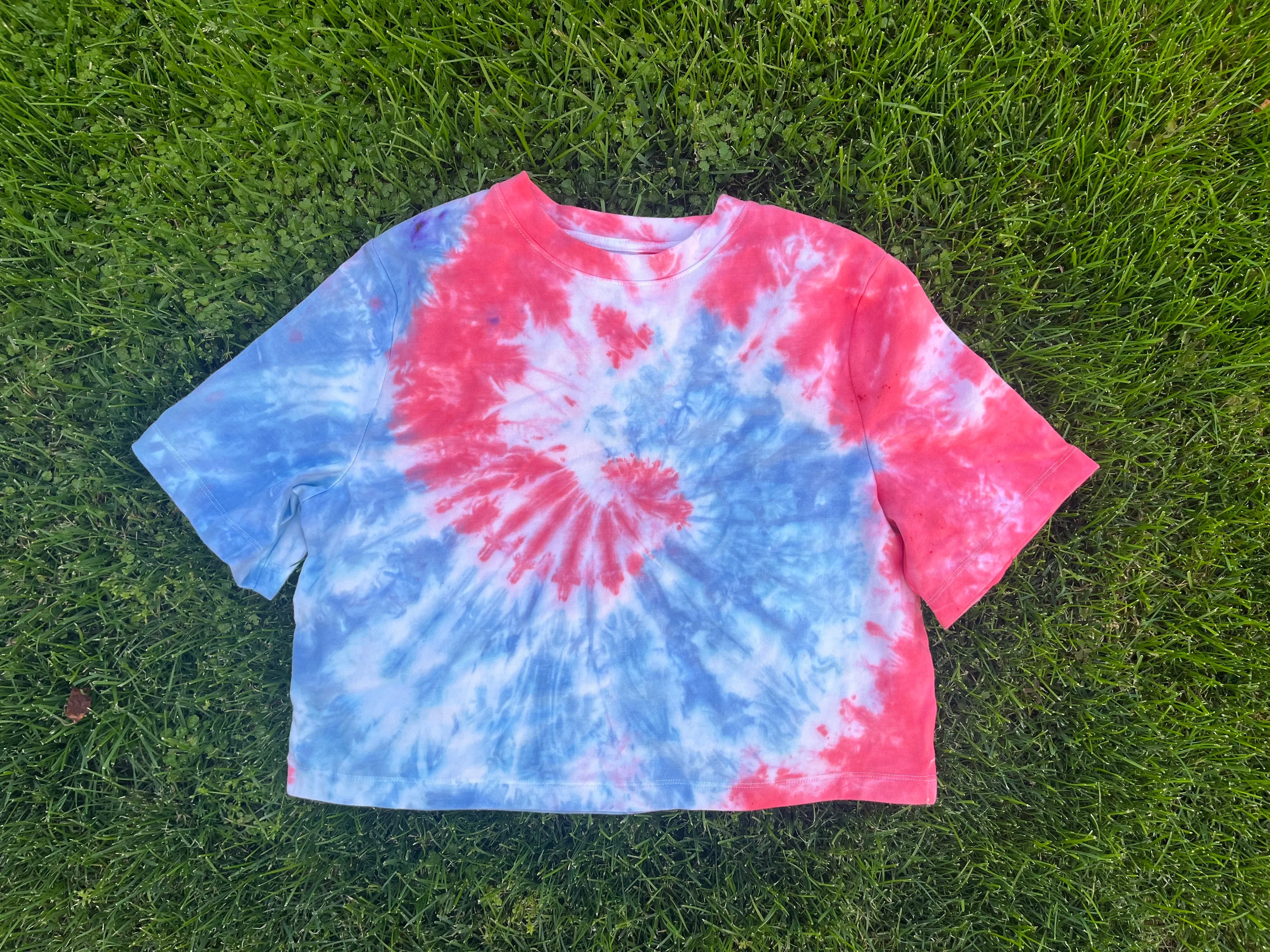 Adult Tie-Dye Boxy Elbow Sleeve Crop Top