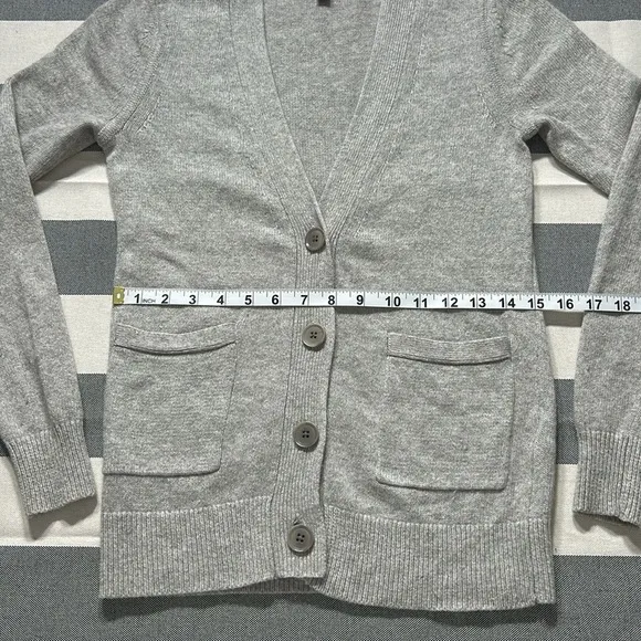 Banan Republic Wool Cashmere Blend Ribbed Trim Cardigan Swea V Neck Gray Size XS
