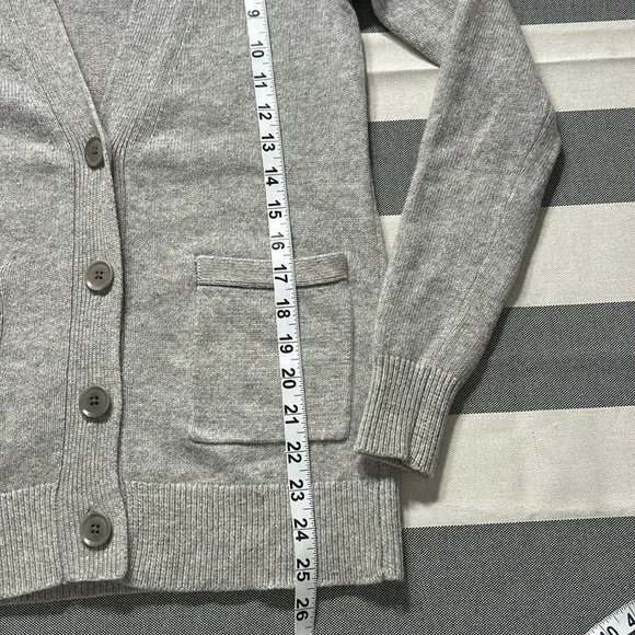 Banan Republic Wool Cashmere Blend Ribbed Trim Cardigan Swea V Neck Gray Size XS