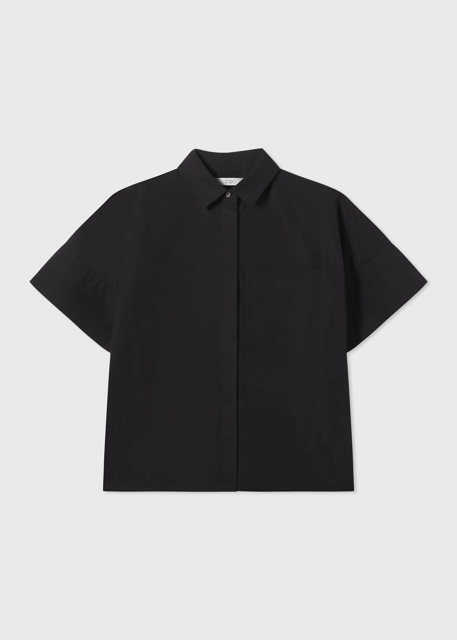 Boxy Short Sleeve Shirt in Cotton Poplin - Black