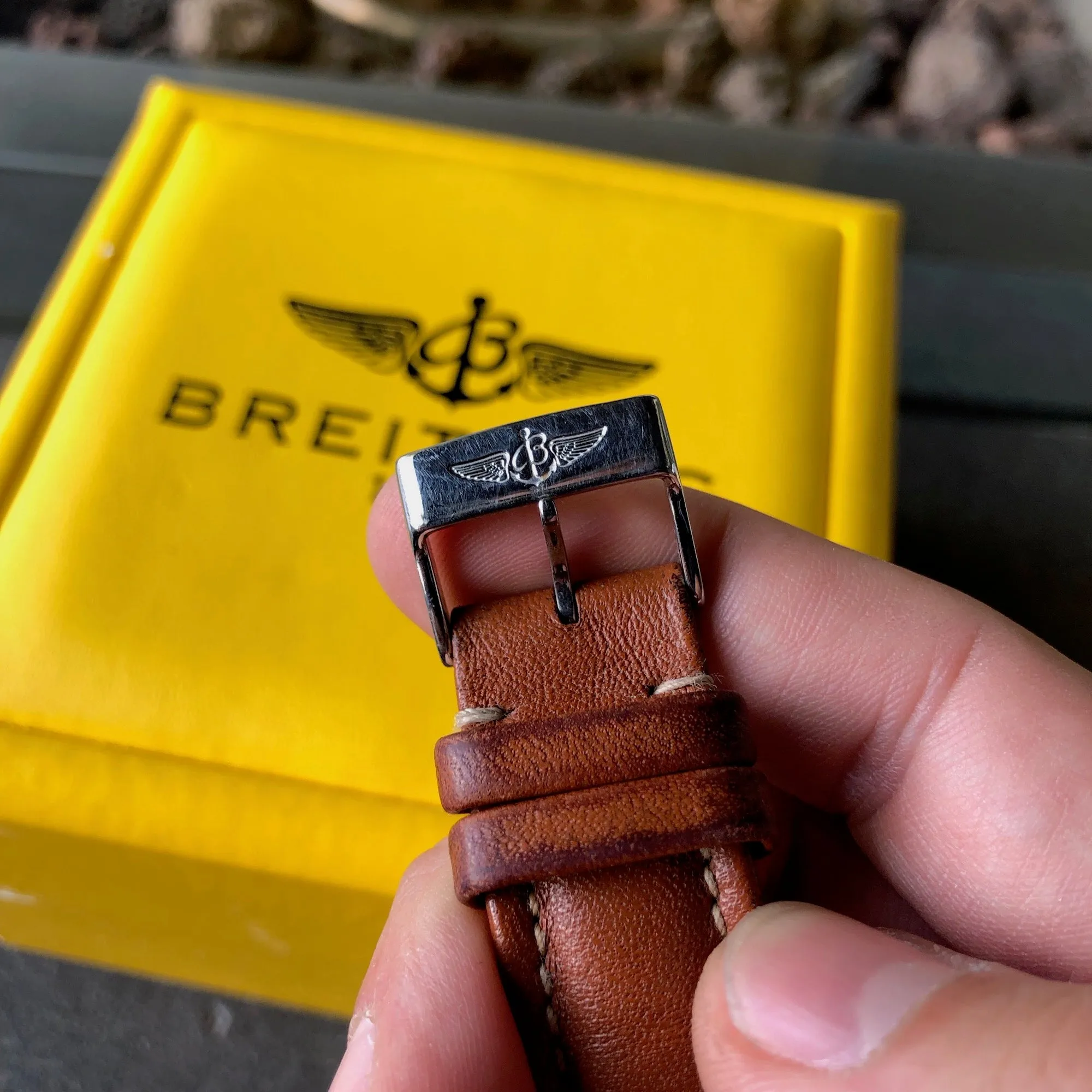 Breitling F65062 Aerospace Repetition Minutes Blue Titanium Gold Quartz Leather 40mm Wristwatch
