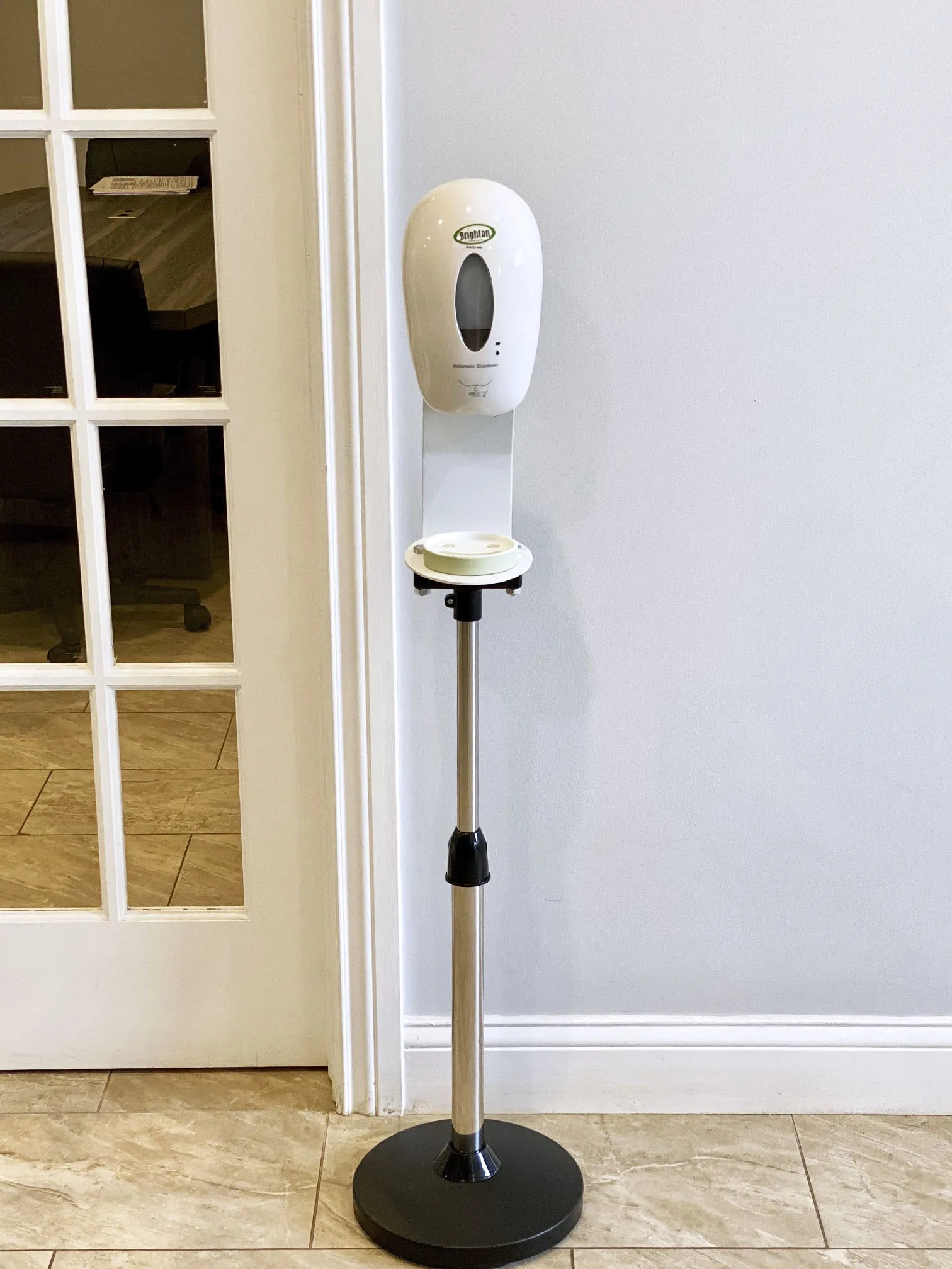 Brighton Metal Adjustable Stand with Metal Mount