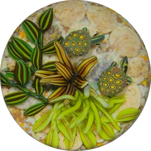 Cathy Richardson 2011 Miniature Flamework Turtles and Foliage