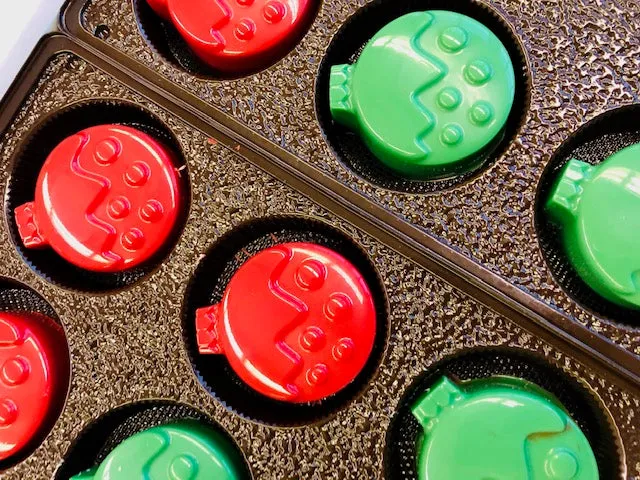 Christmas Ornament Chocolate Covered Oreos