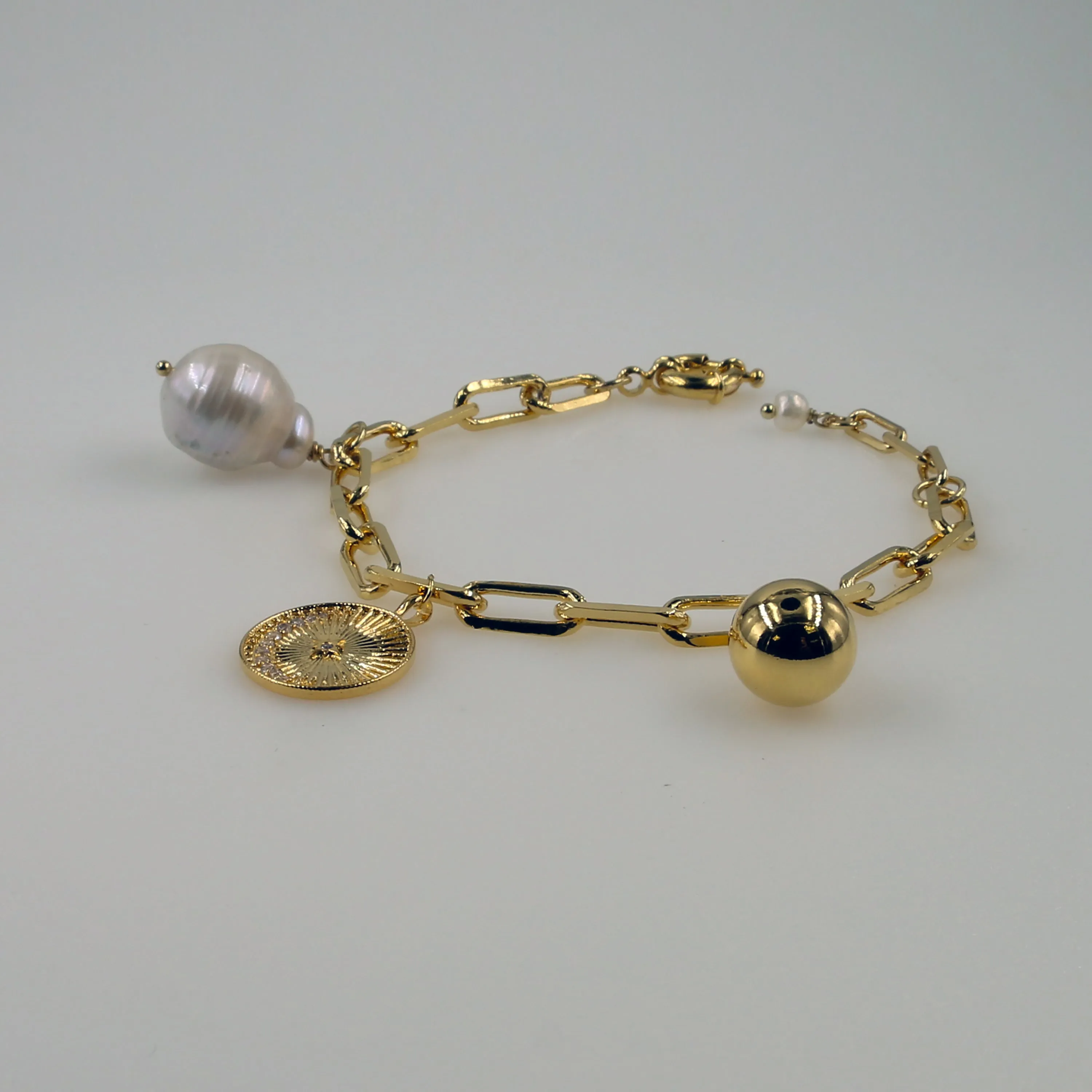Coin Pearl Charms Linked Bracelet