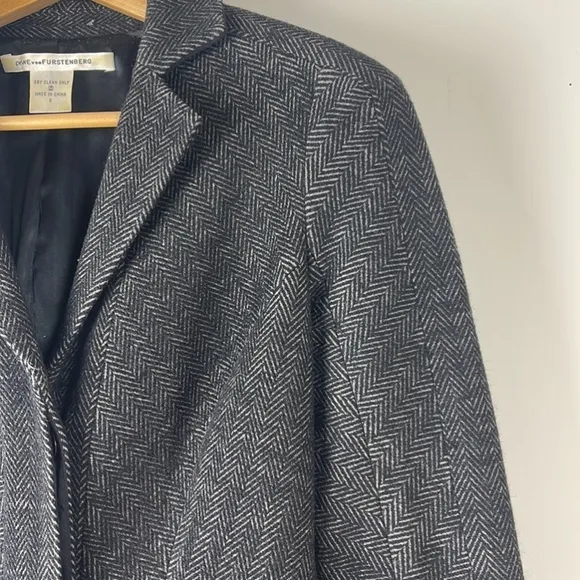 DIANE Von Furstenberg DvF Herringbone Tweed Jacket Georgica Grey Size 2
