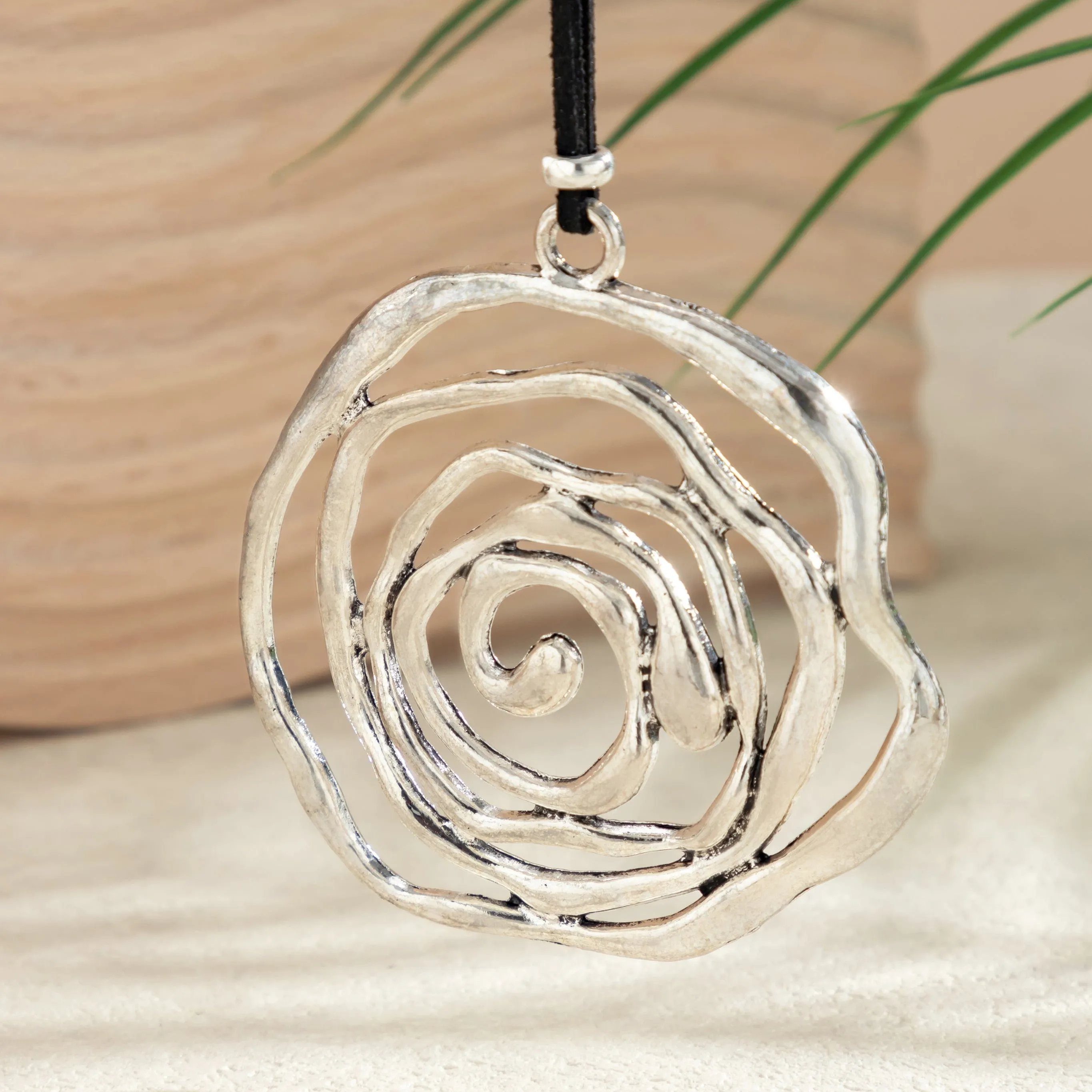 Elegant Layered Velvet Rose Pendant Choker Necklace