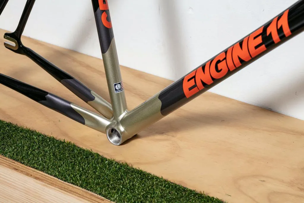 Engine11 CritD Track Frameset - Black & Orange - Extra Large