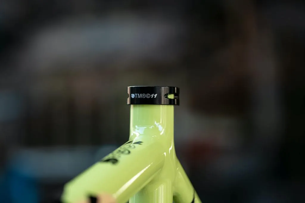 Engine11 CritD Track Frameset - God & Famous - Medium