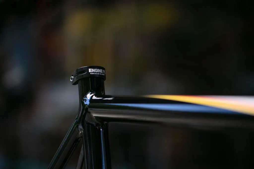 Engine11 CritD Track x DELUXE Cycles - Large