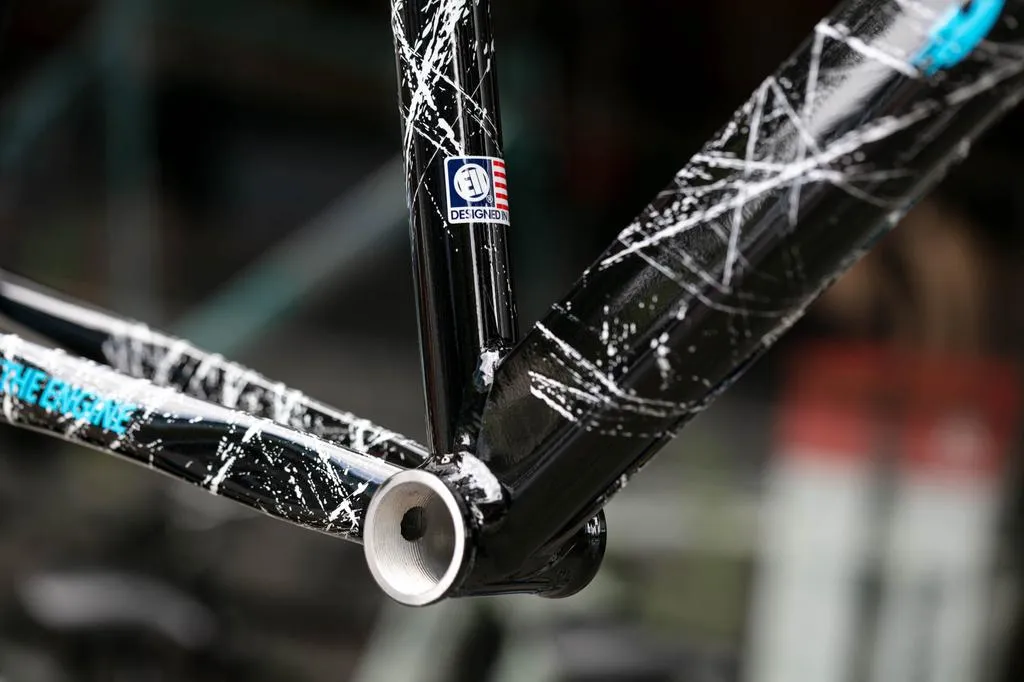 Engine11 Sprinter Track Frame - Black & White Splatter - Large