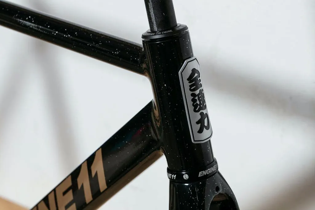 Engine11 Sprinter Track Frame - Black Speckle & Gold - Large