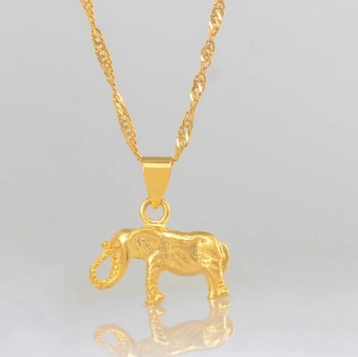 Ephant necklace set , 2 piece 18k gold plated heart africa and elephant charm set