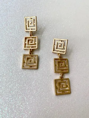 ER188 SQ LINKED EARRINGS