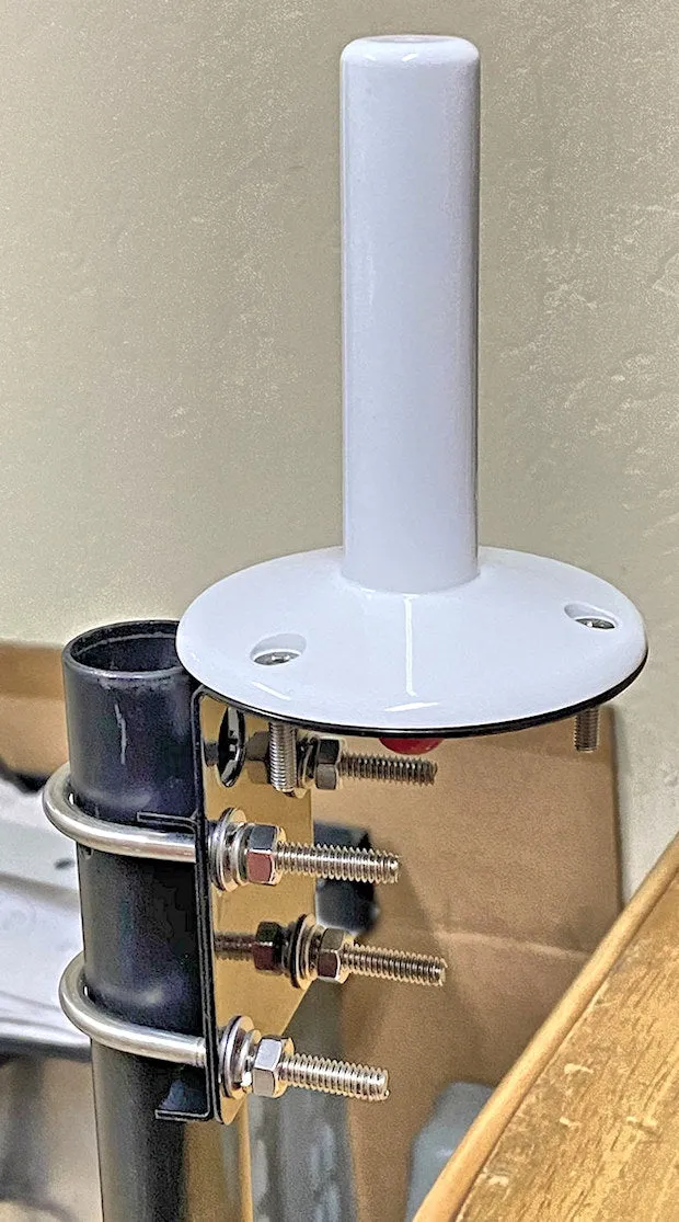Iridium Fixed Mast Antenna Antcom with stainless mount bracket S53IR16RR-P-XTB-1 Color: White