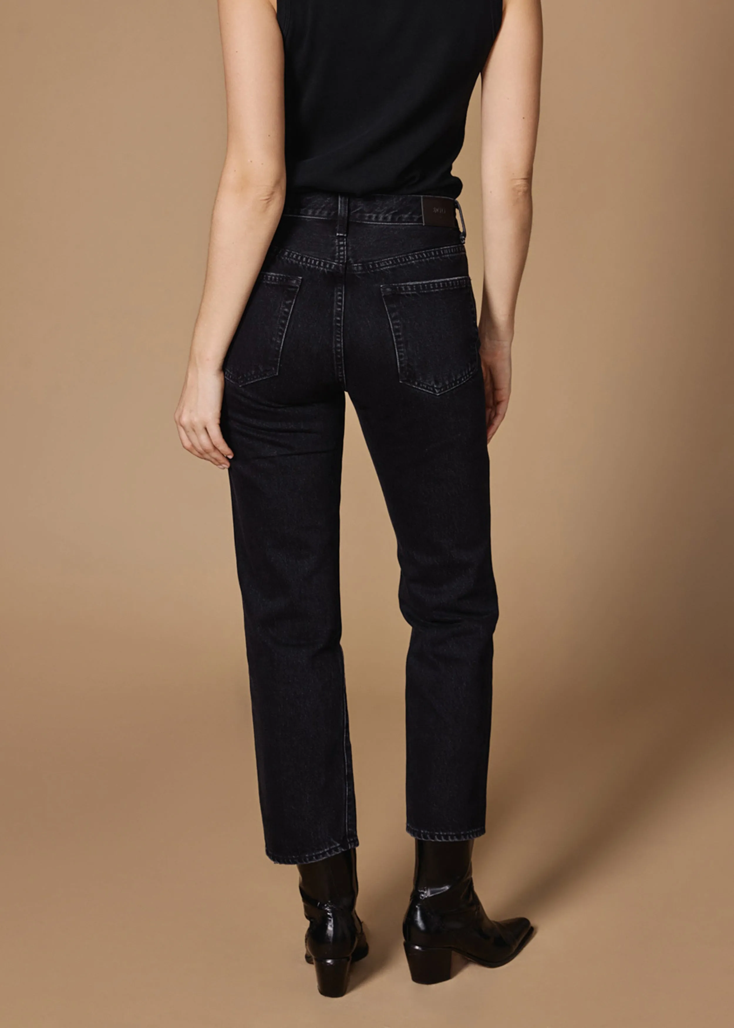 Kali Relaxed Straight Ankle || Secret