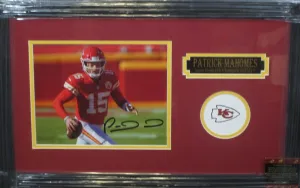 Kansas City Chiefs Patrick Mahomes Hand Signed Autographed 8x10 Photo Framed & Matted with COA