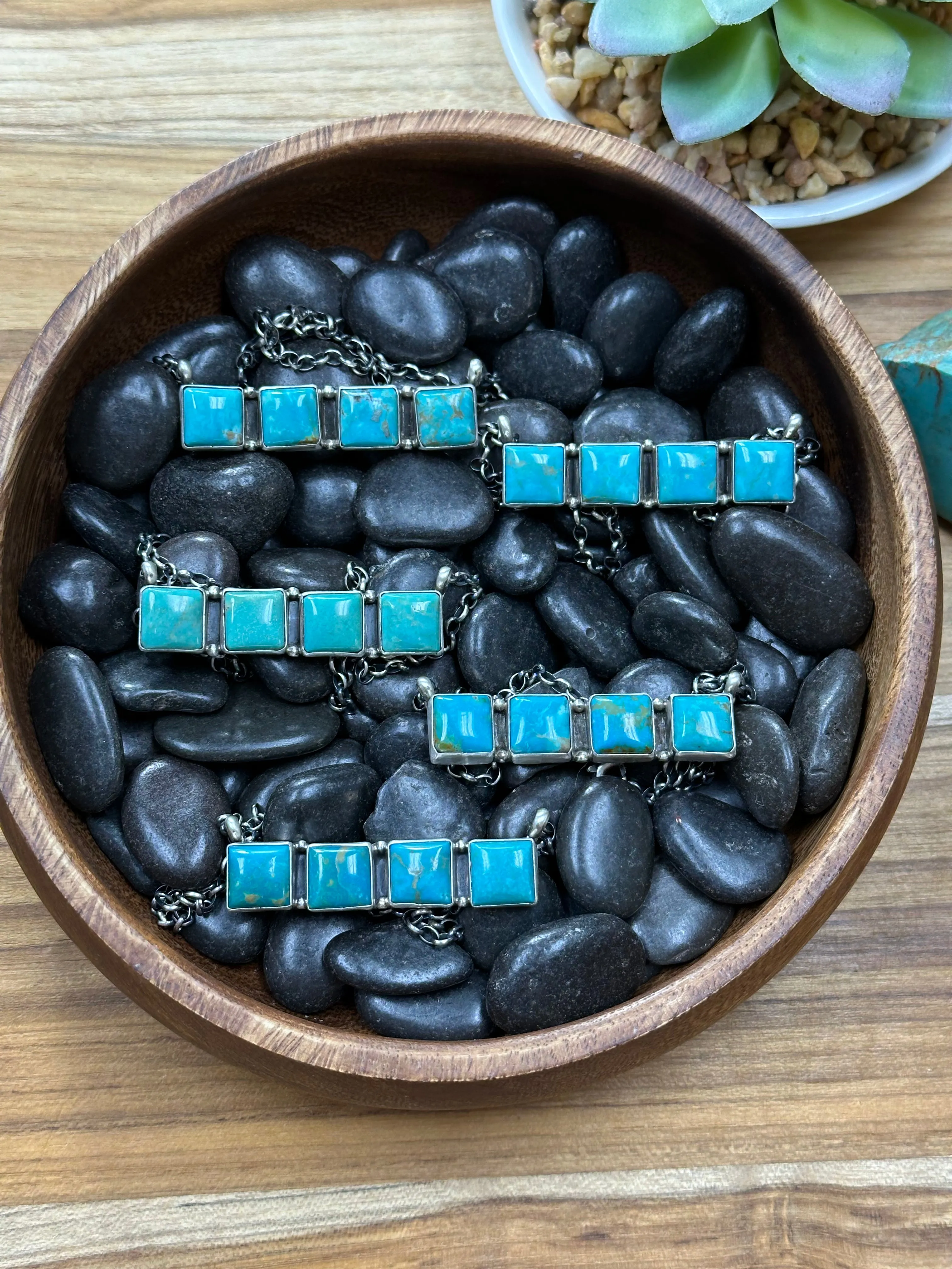 Kingman 4 Stone Bar Necklace