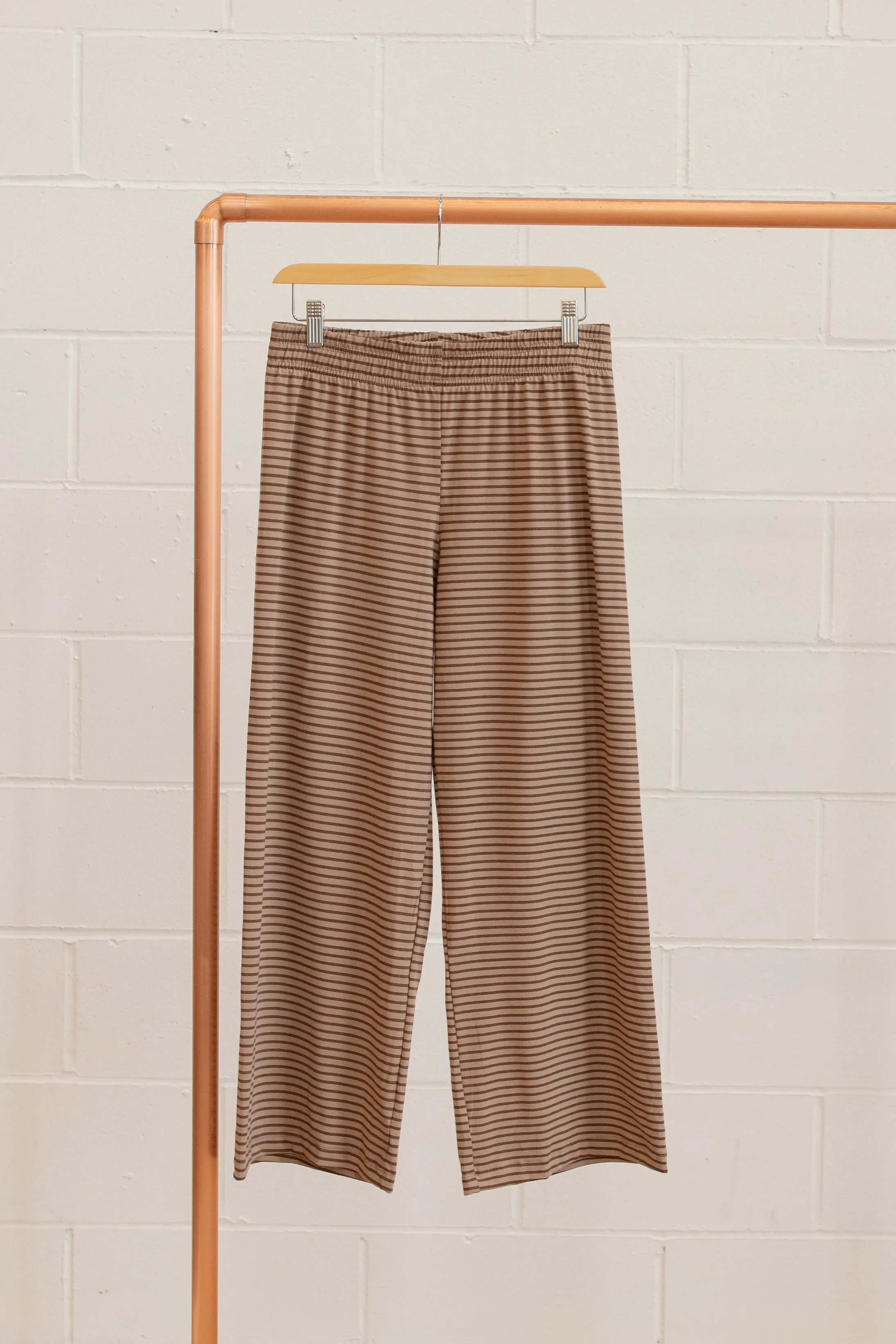 Ladies 7/8 Relaxed Pants
