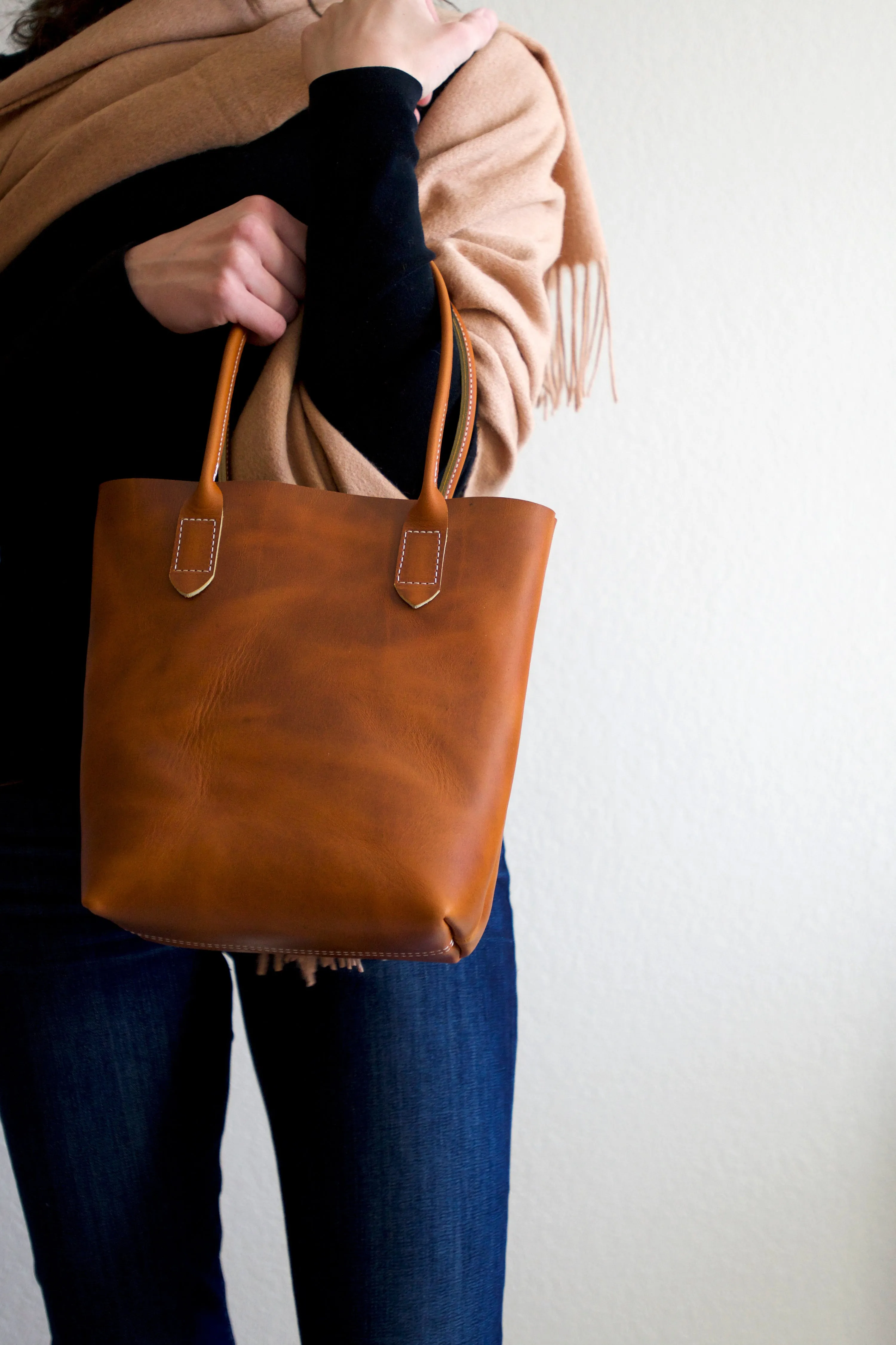 Leather Market Tote Bag in Aged Whiskey Horween Leather