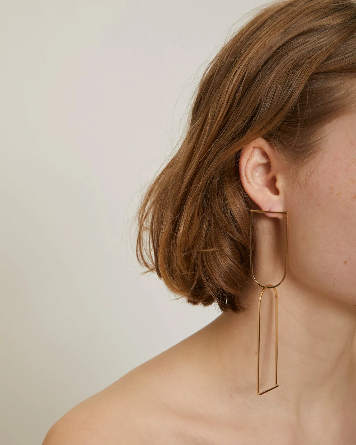 Linked U Earrings
