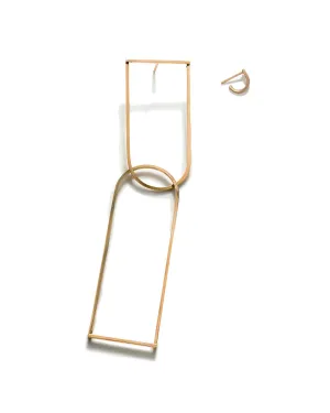 Linked U Earrings