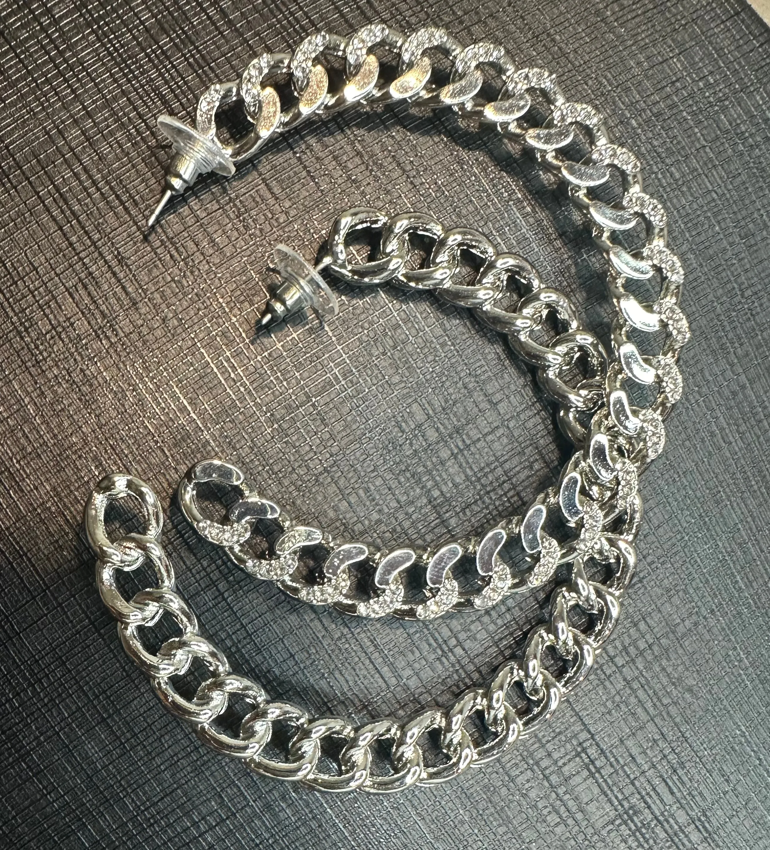 LINKED UP EARRINGS