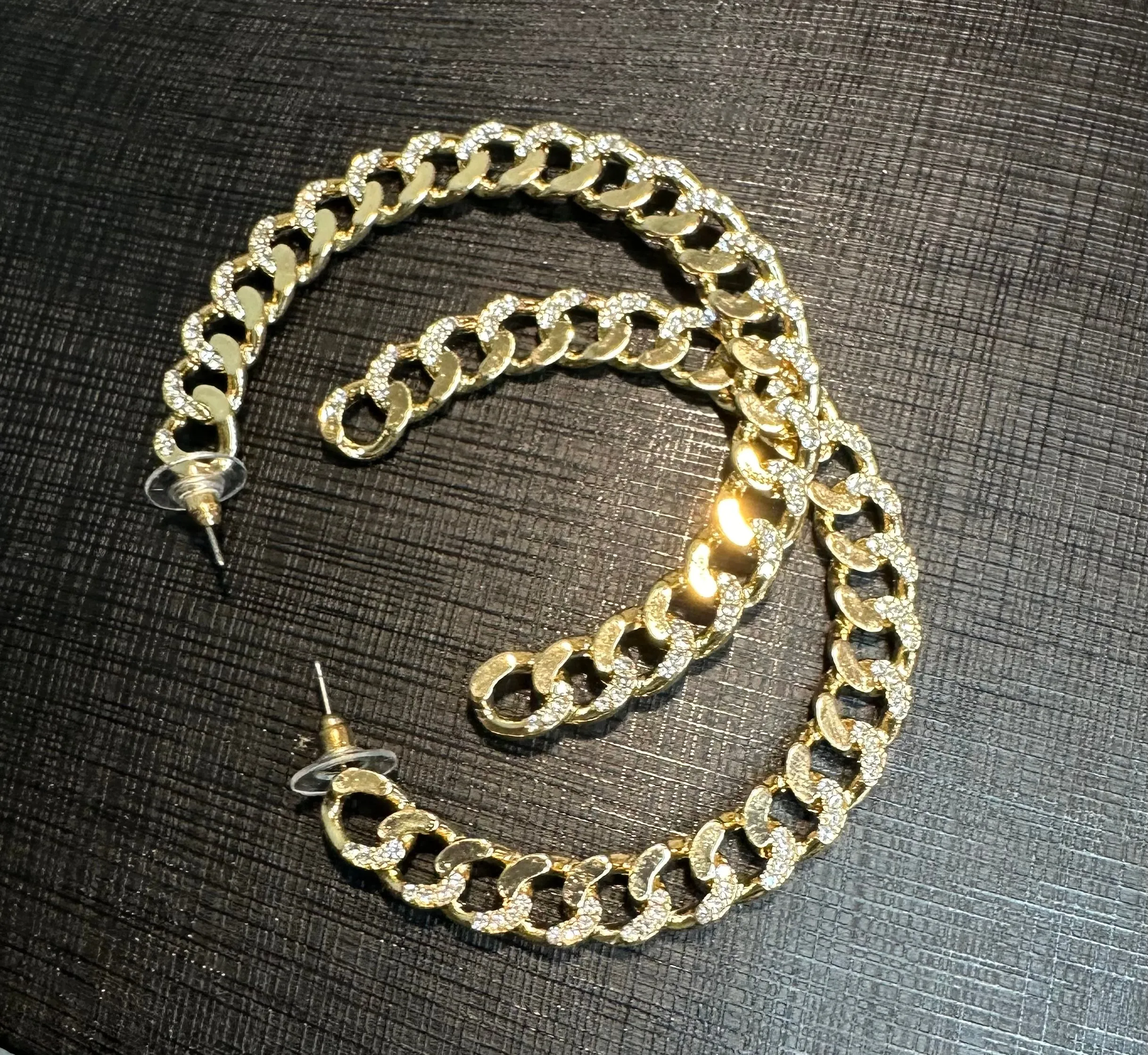LINKED UP EARRINGS
