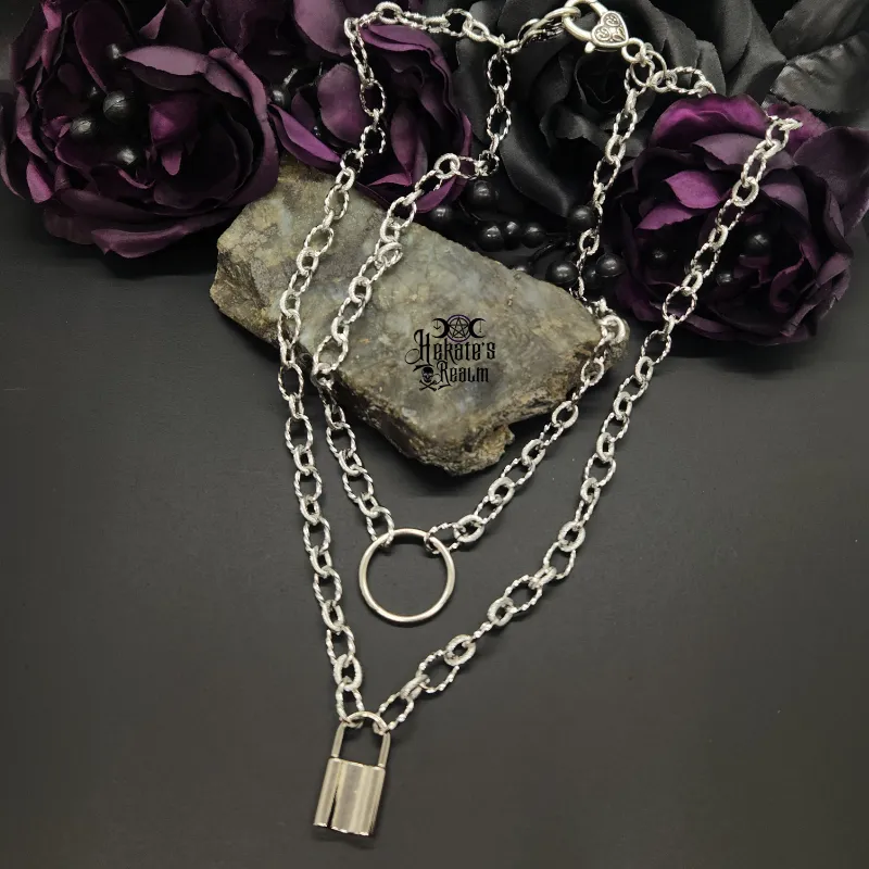 Locked & Layered Chains