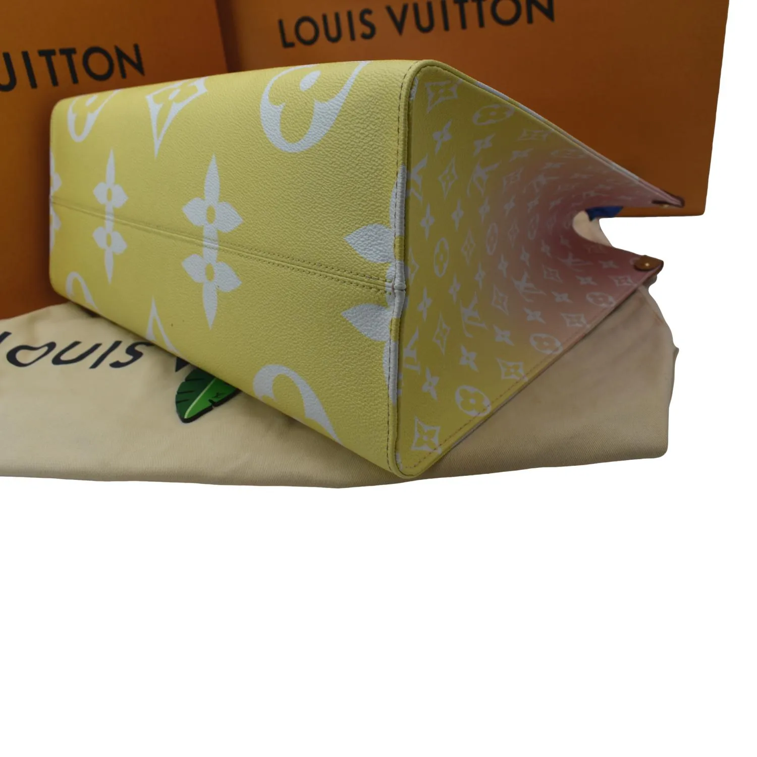 LOUIS VUITTON Pool Onthego GM Monogram Shoulder Bag Pink  - New Year Deals