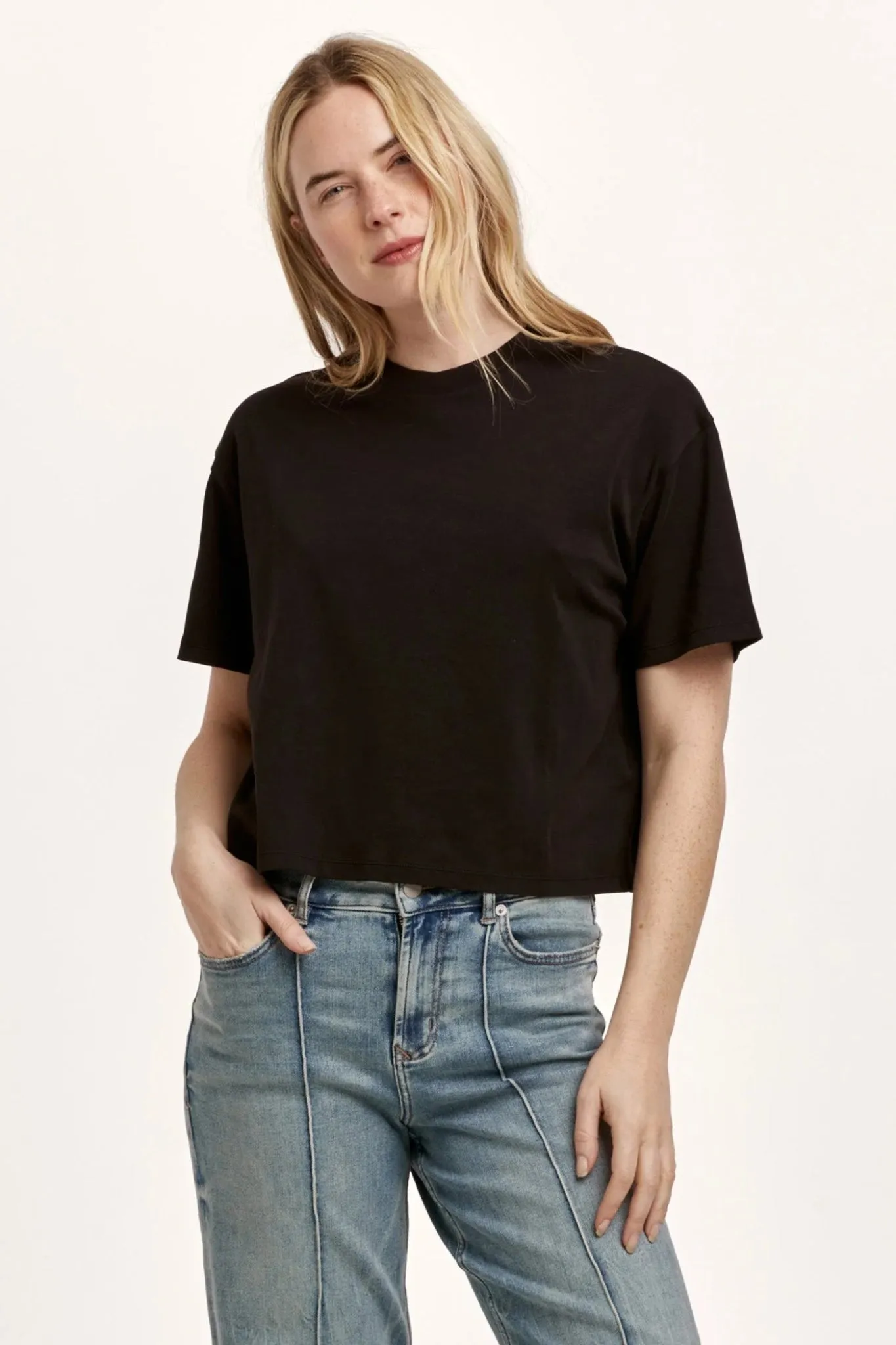 Maddox Boxy Crop Tee