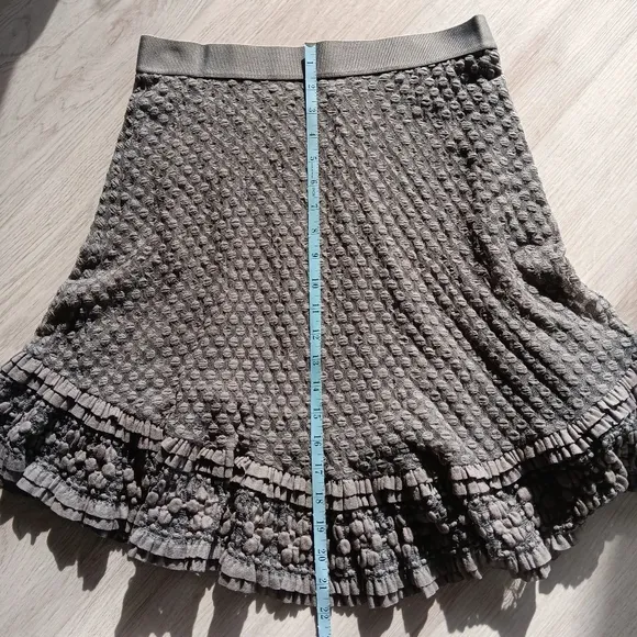 Max Studio Stretchy Grey Textured Pull-on Lined Sheer Skirt Ruffled Hem Medium
