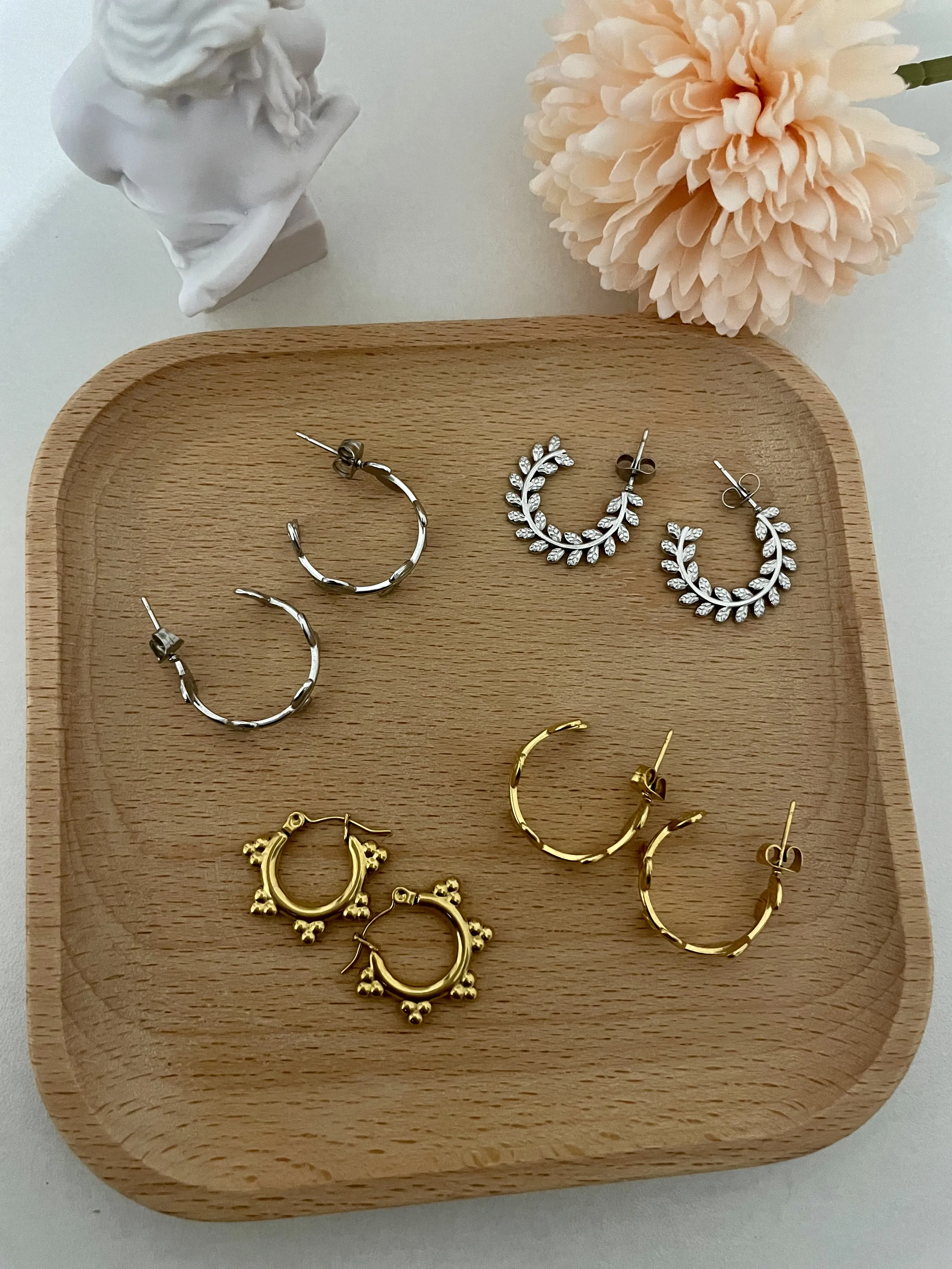 Metal Earrings | METAL LEAF