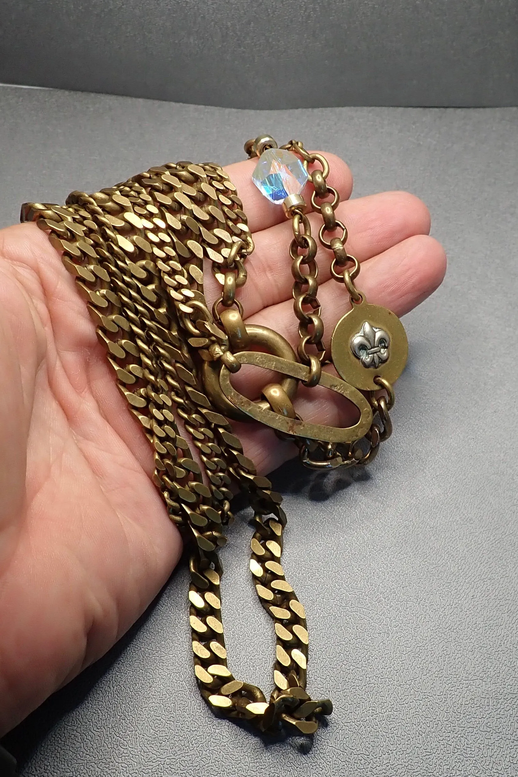 MULTICHAIN LAYERED NECKLACE