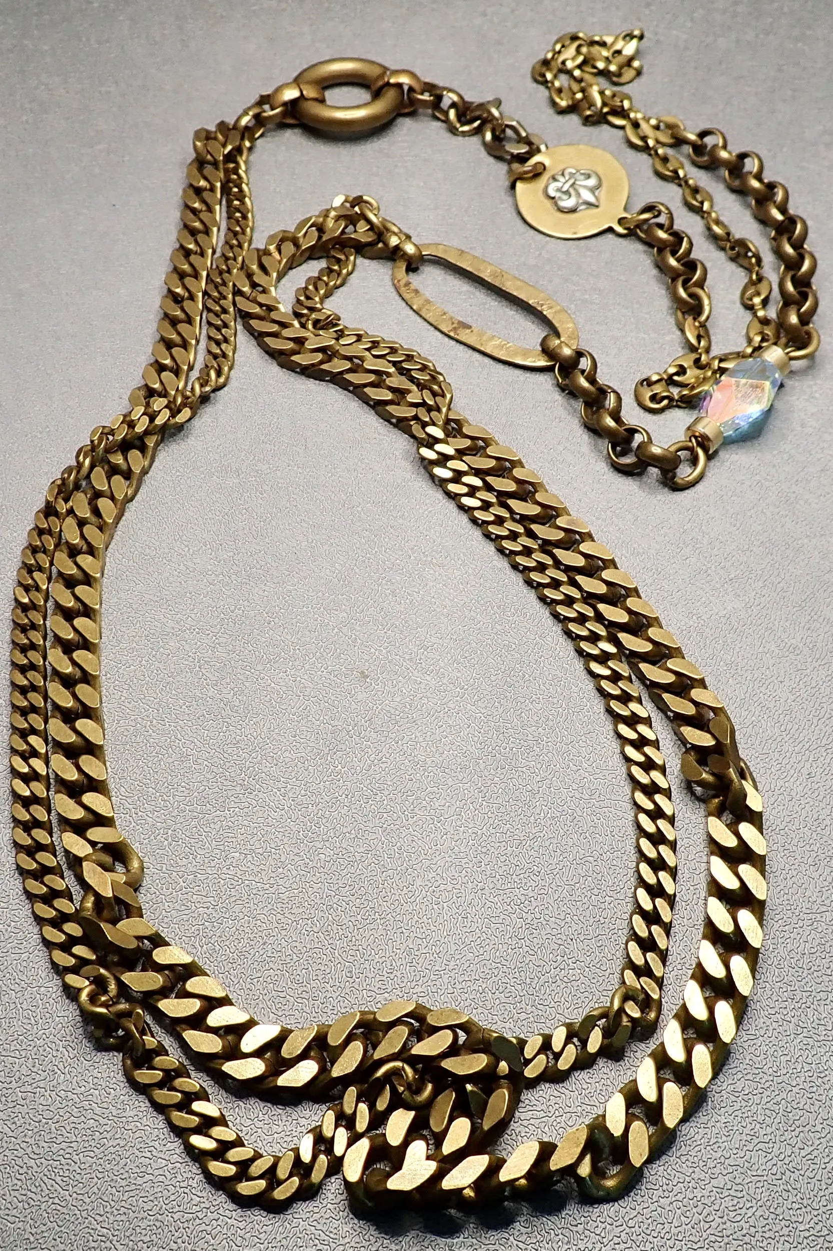 MULTICHAIN LAYERED NECKLACE