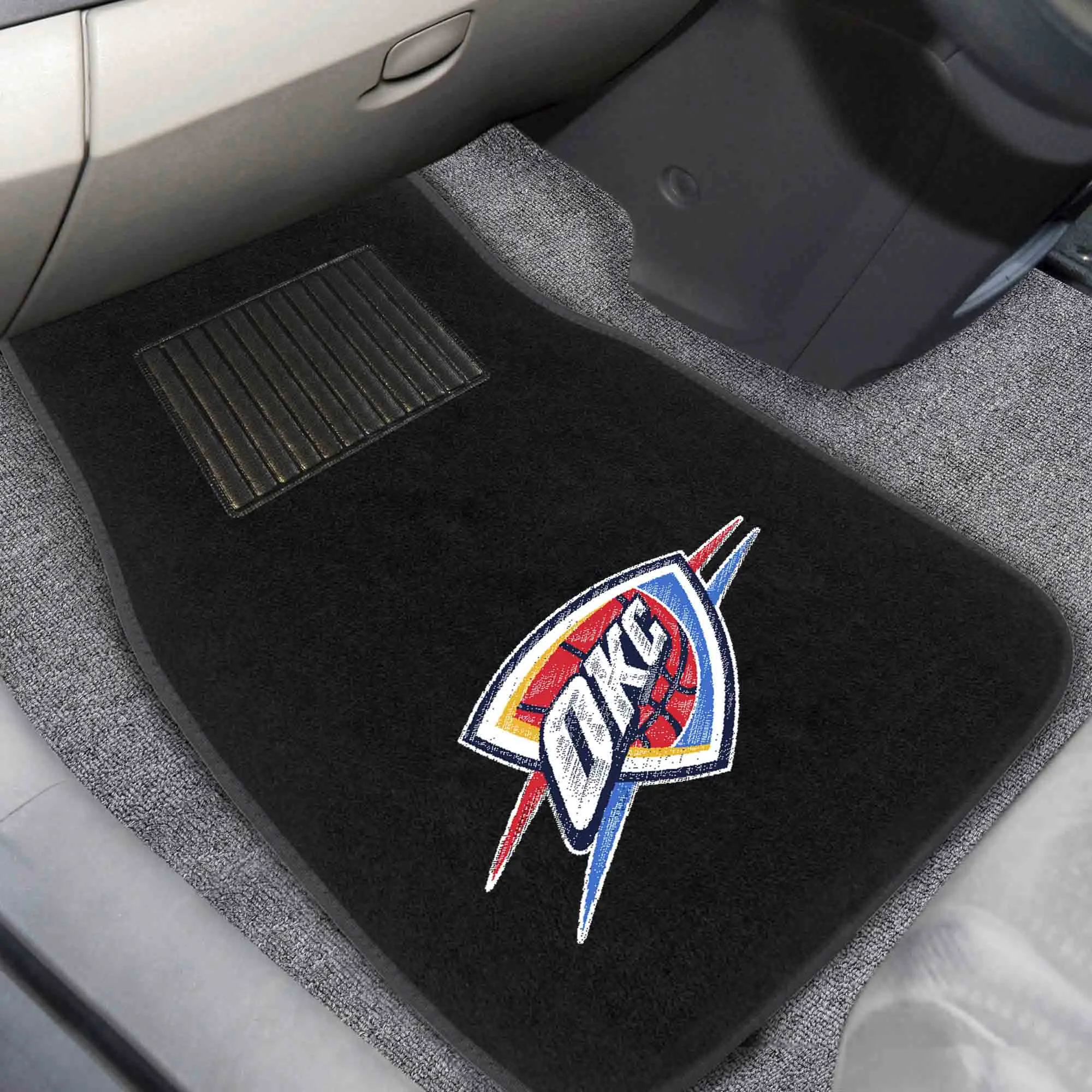 NBA - Oklahoma City Thunder 2-pc Embroidered Car Mat Set