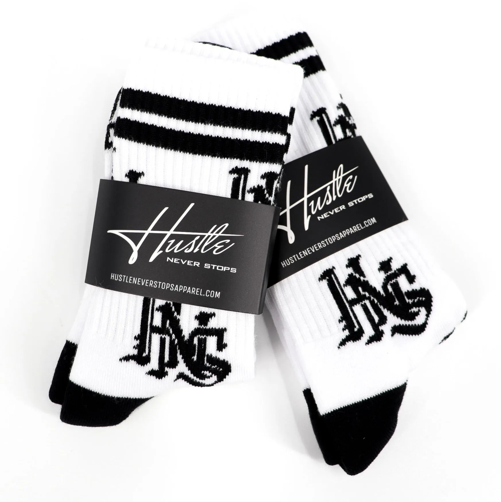 Old English Crew Socks (size 6-9)