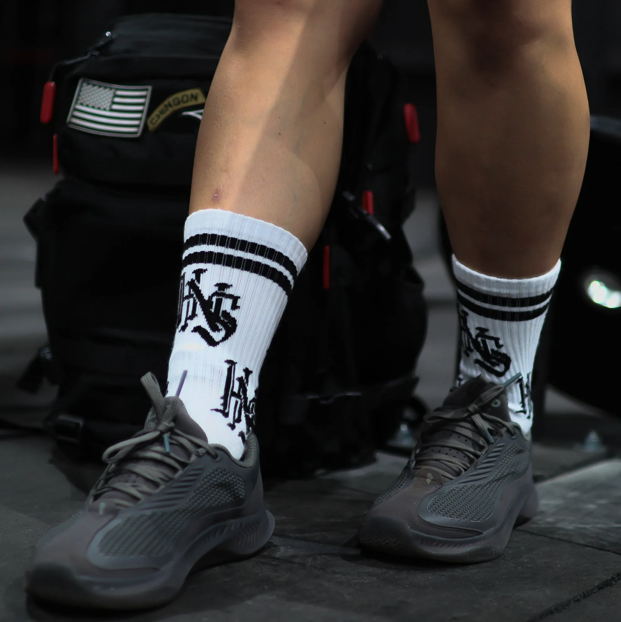 Old English Crew Socks (size 6-9)