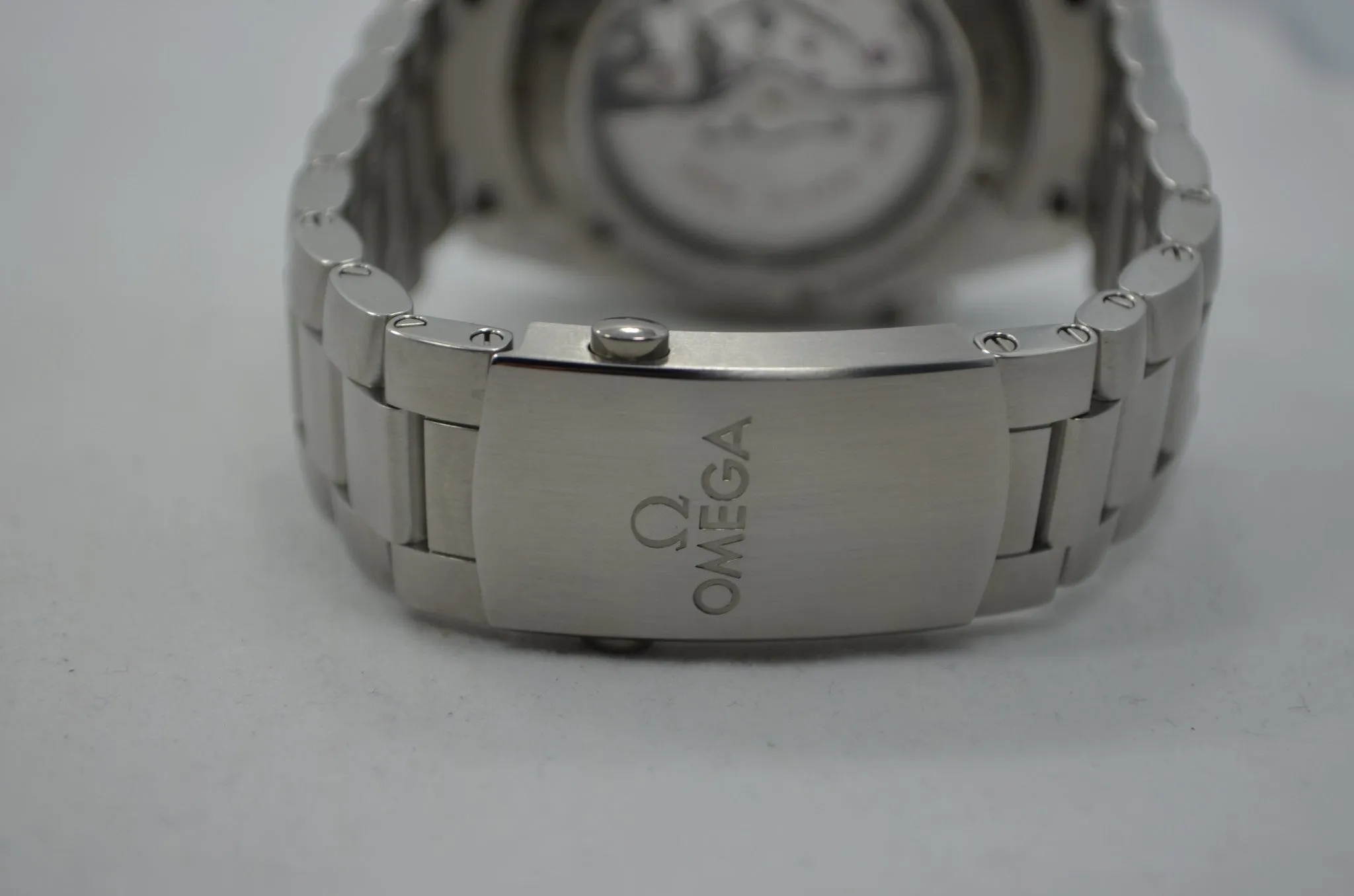 Omega 232.30.46.21.01.003 Seamaster Planet Ocean Professional 600M Master Co-Axial Watch